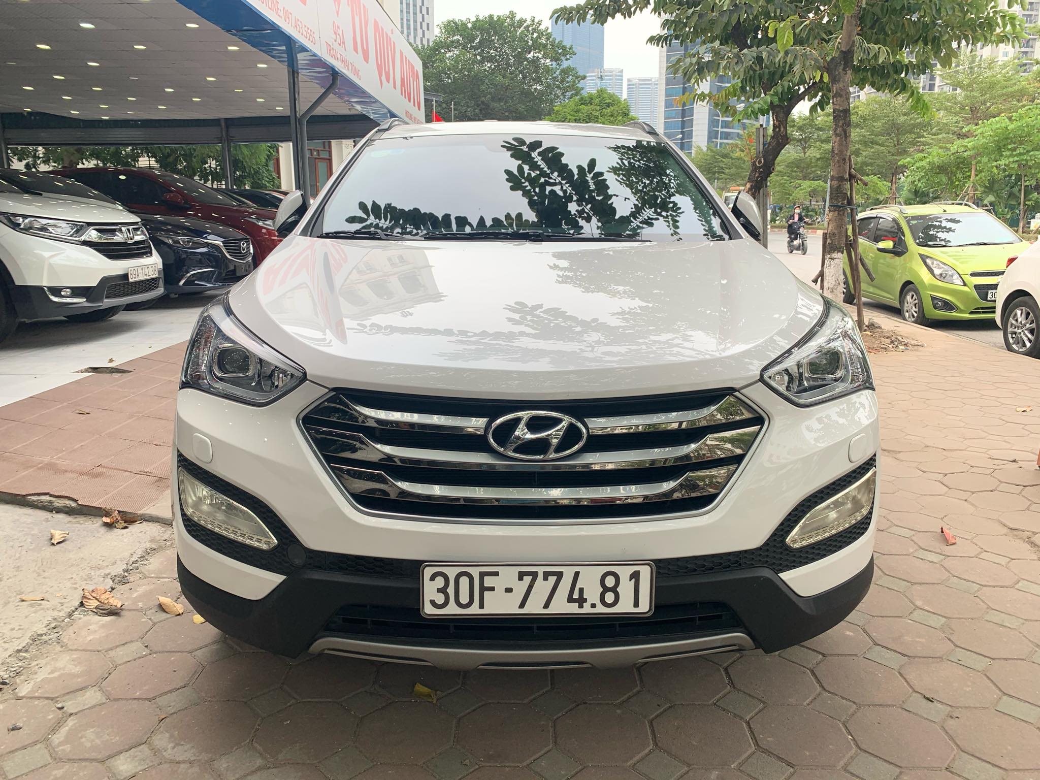 Xe Hyundai Santa Fe 2.4AT 2014 - Trắng