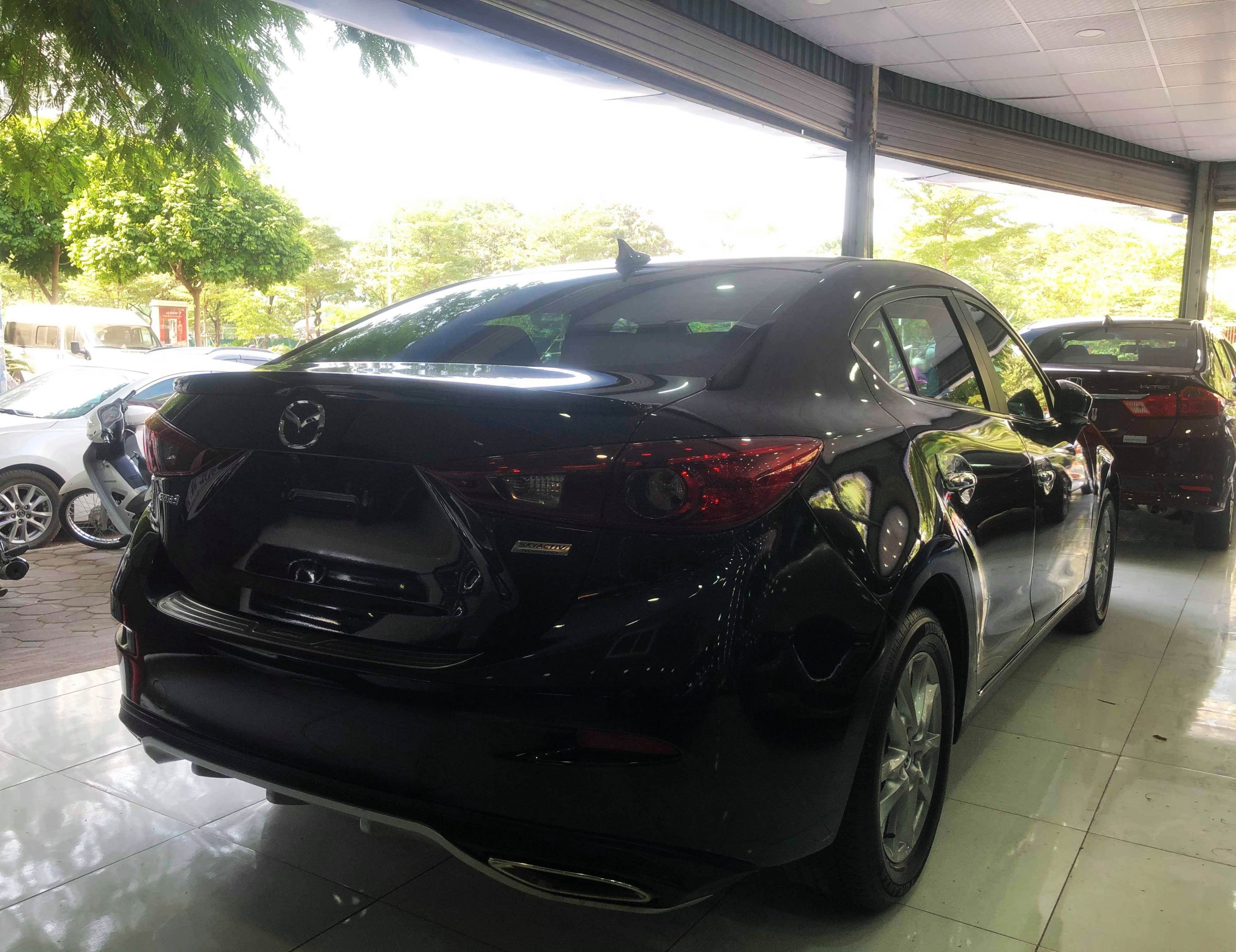 Mazda 3 Sedan 1.5AT 2018 - 4