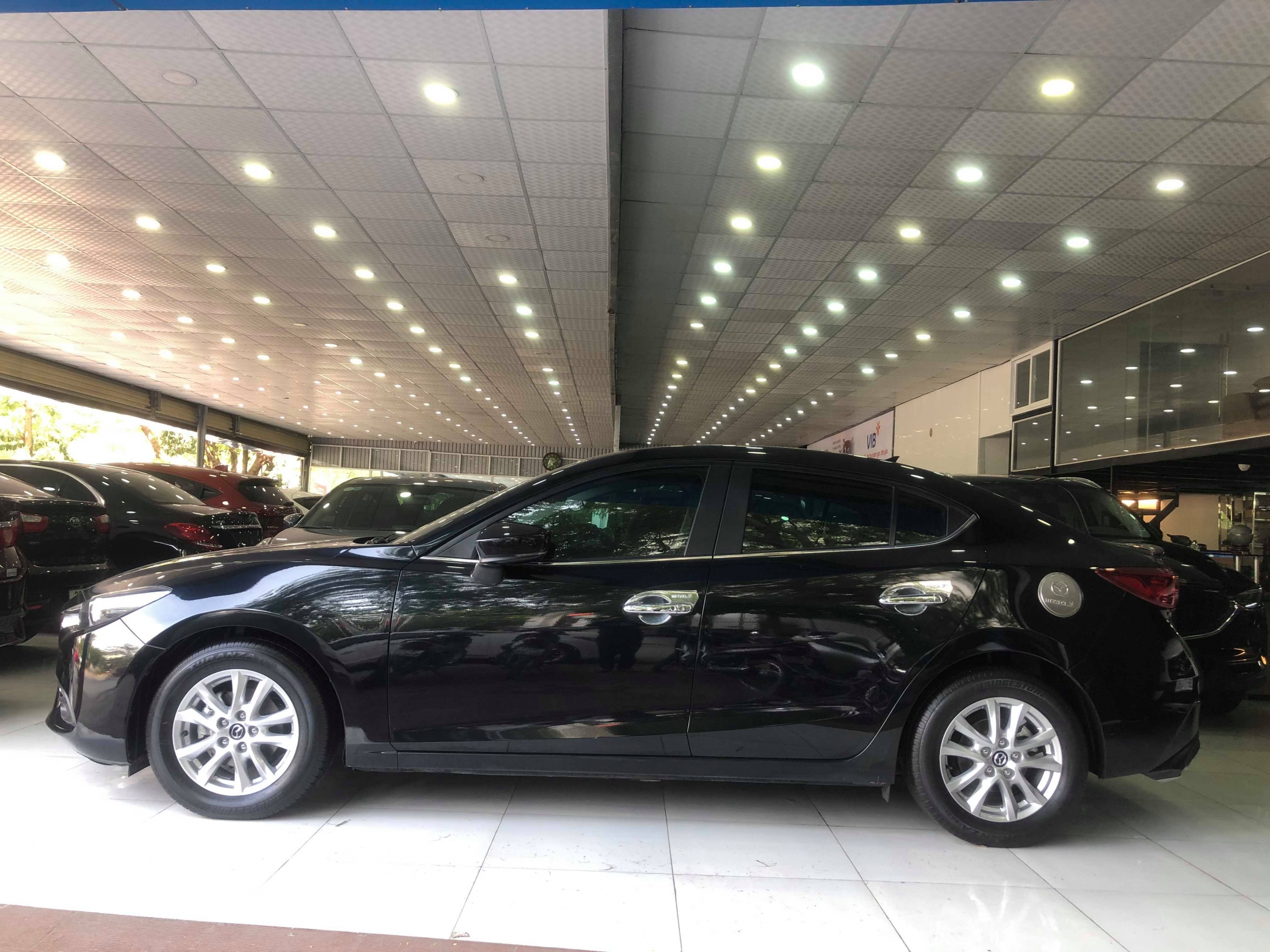 Mazda 3 Sedan 1.5AT 2018 - 5