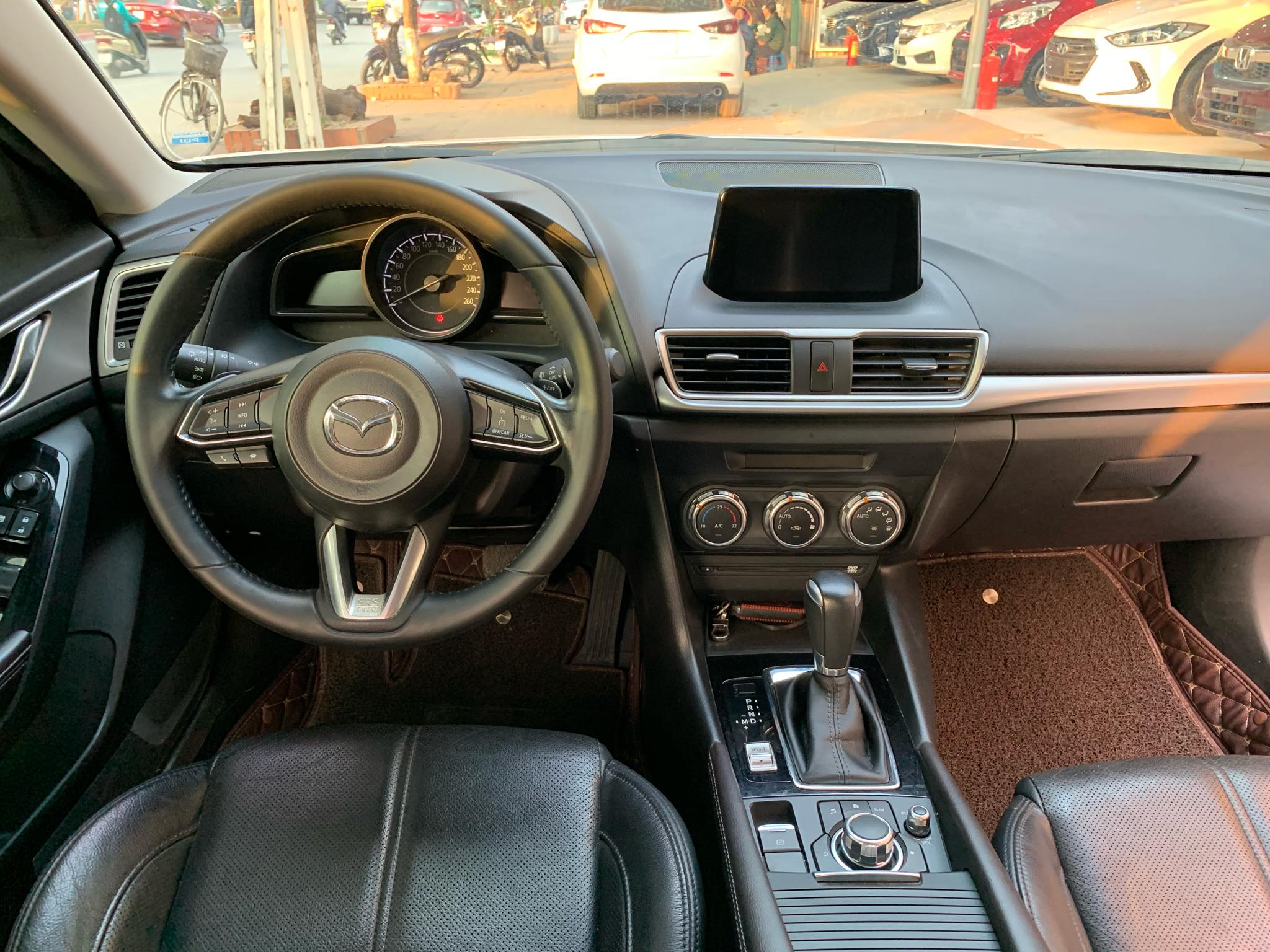 Mazda 3 Sedan 2017 - 6