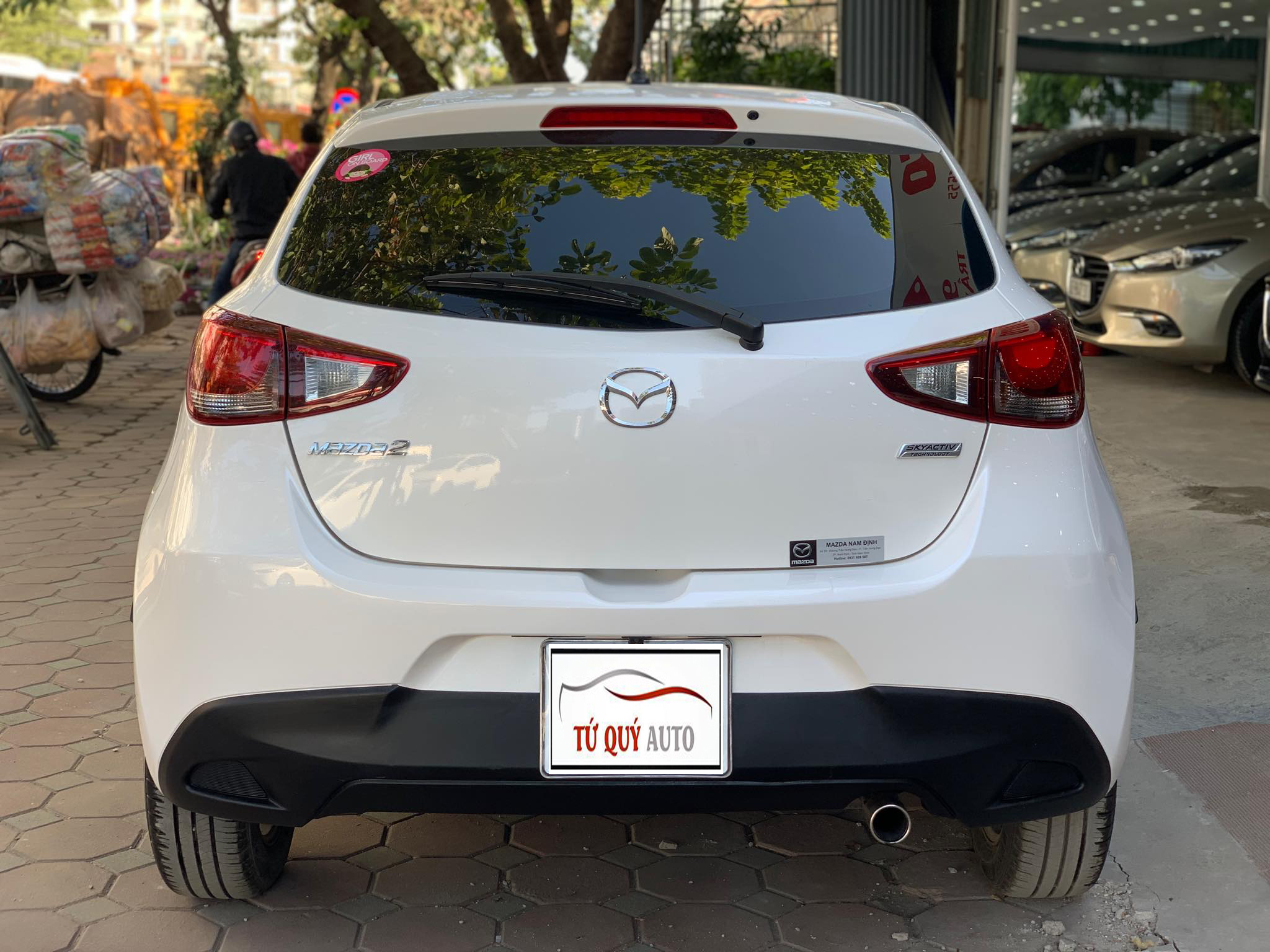 Mazda 2 HB 1.5AT 2015 - 2