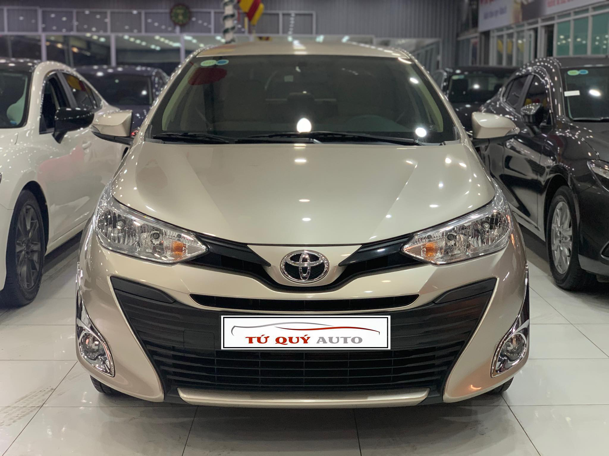 Xe Toyota Vios 1.5E 2018 - Vàng Cát