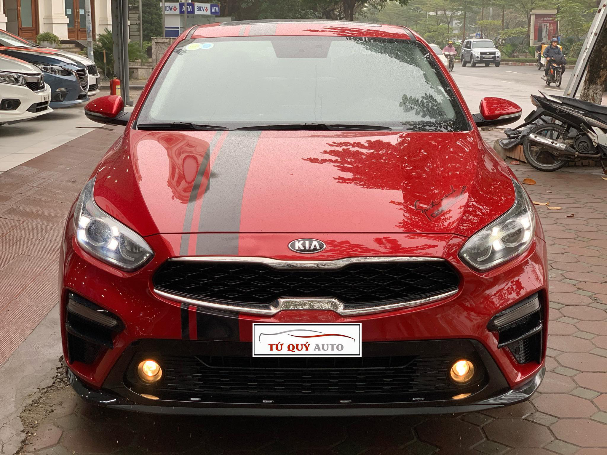 Xe Kia Cerato 1.6AT Deluxe 2019 - Trắng