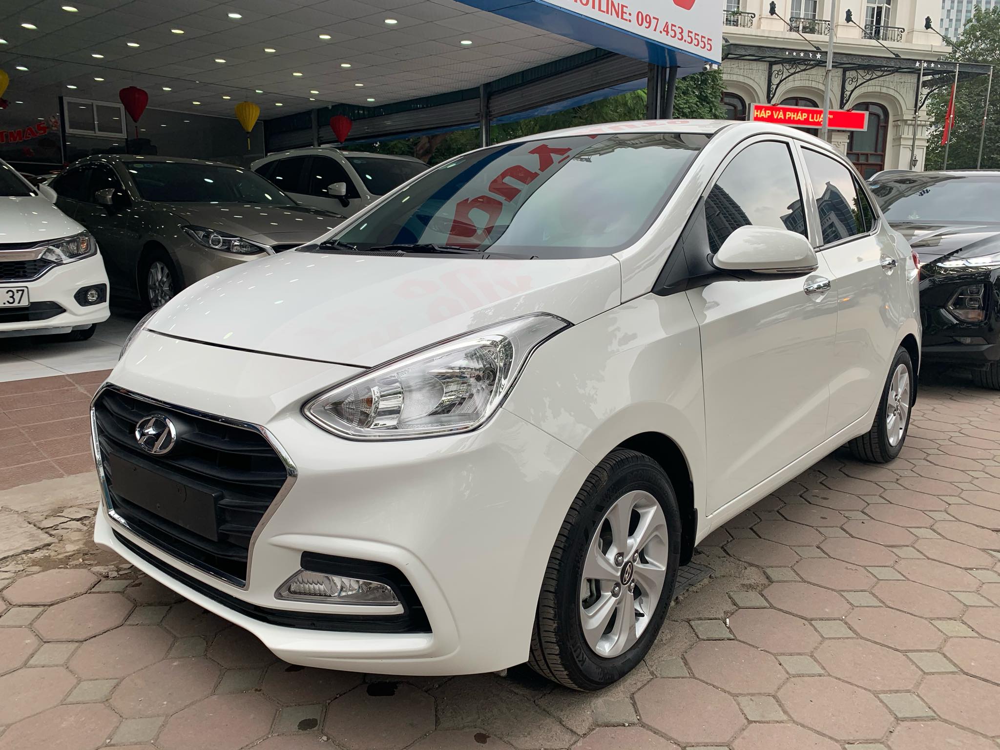 Hyundai i10 Sedan 1.2AT 2019 - 3