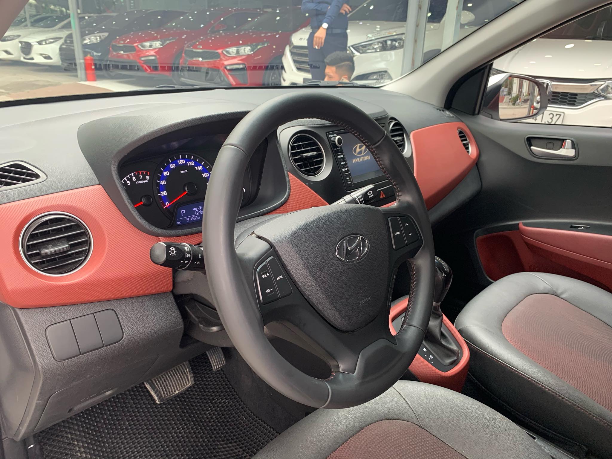 Hyundai i10 Sedan 1.2AT 2019 - 7