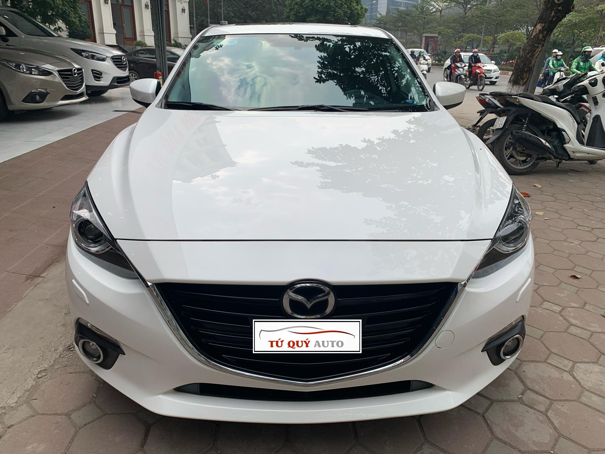 Xe Mazda 3 2.0AT 2017 - Trắng