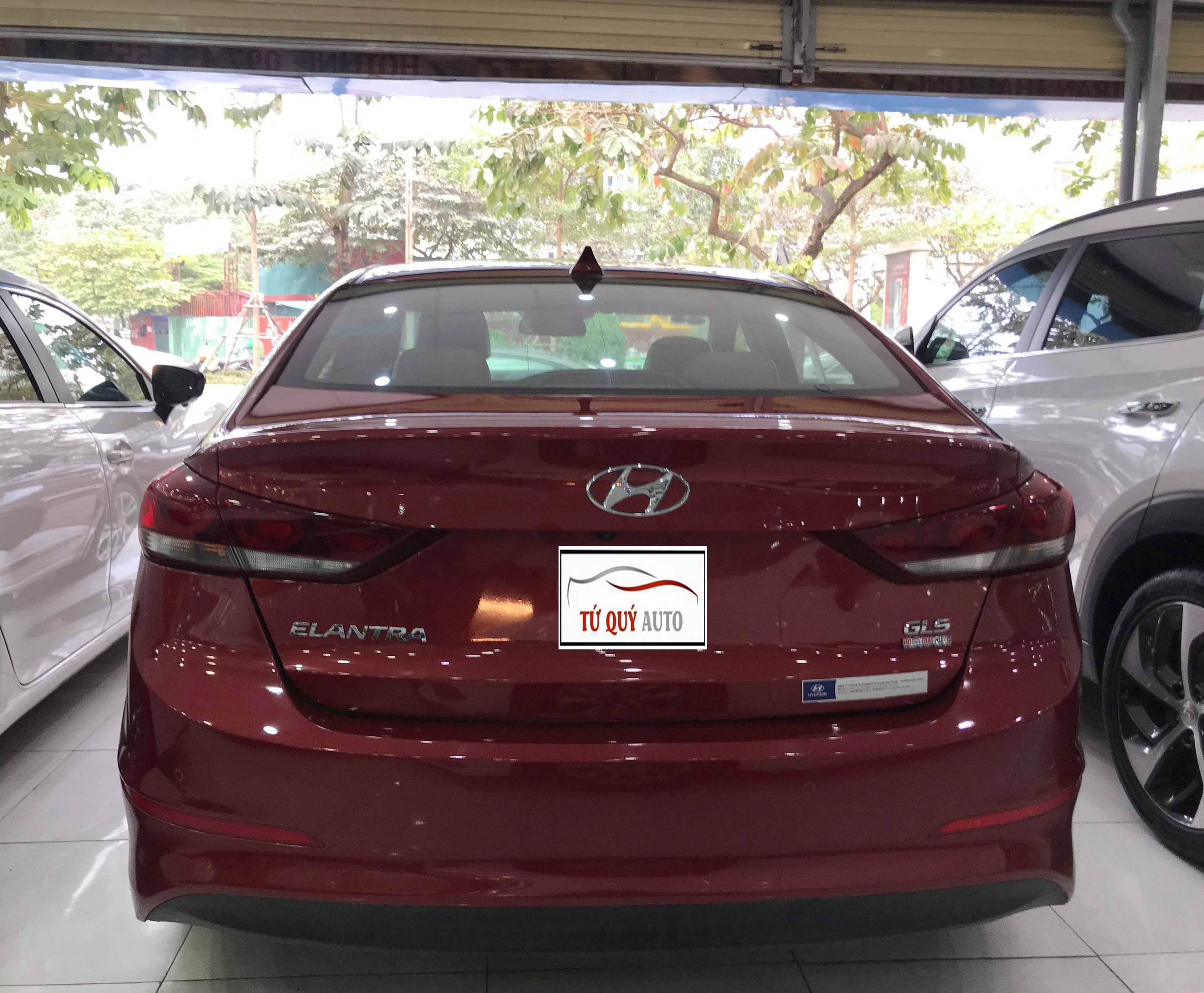 Hyundai Elantra 2.0AT 2017 - 2