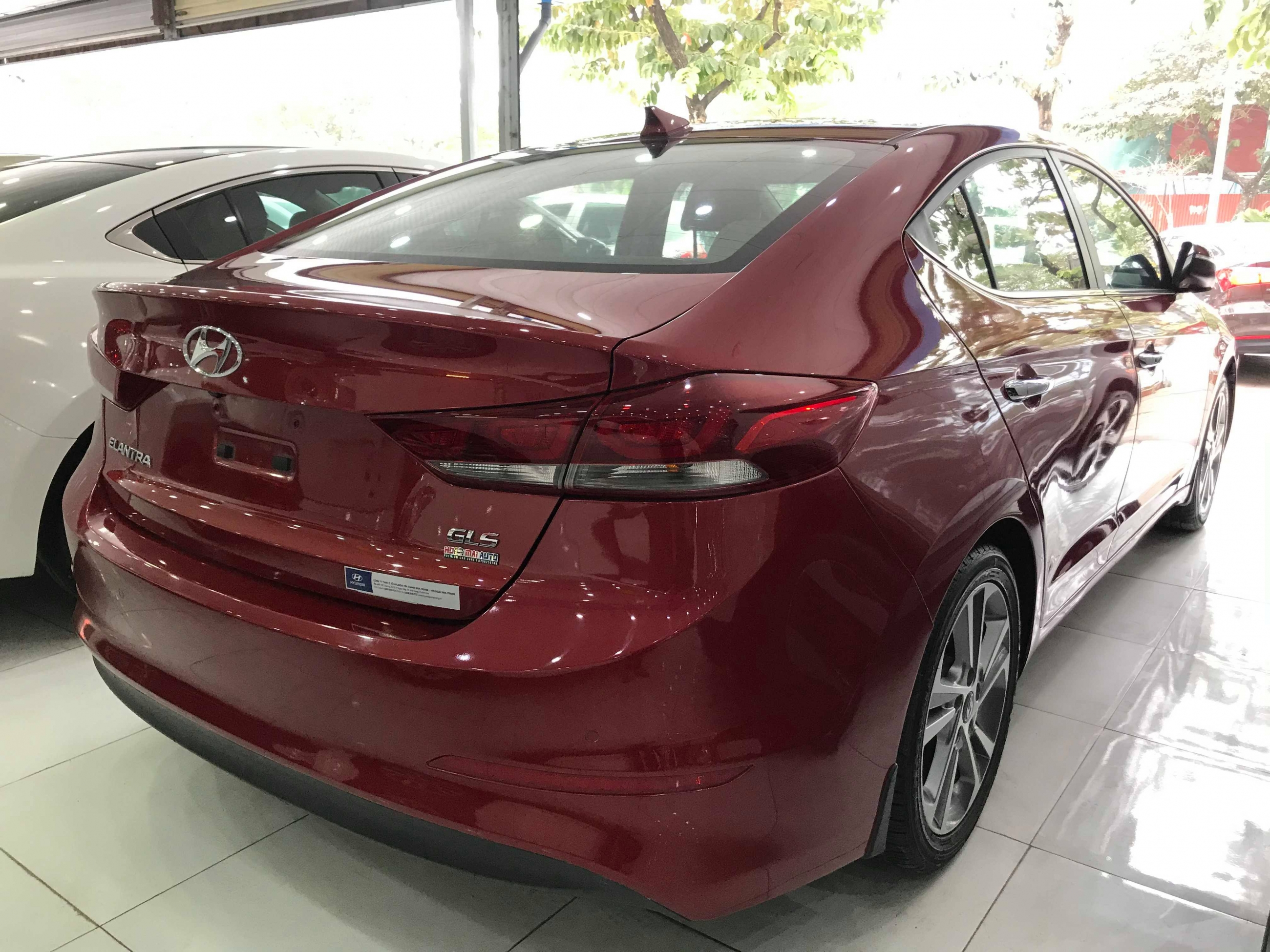 Hyundai Elantra 2.0AT 2017 - 4