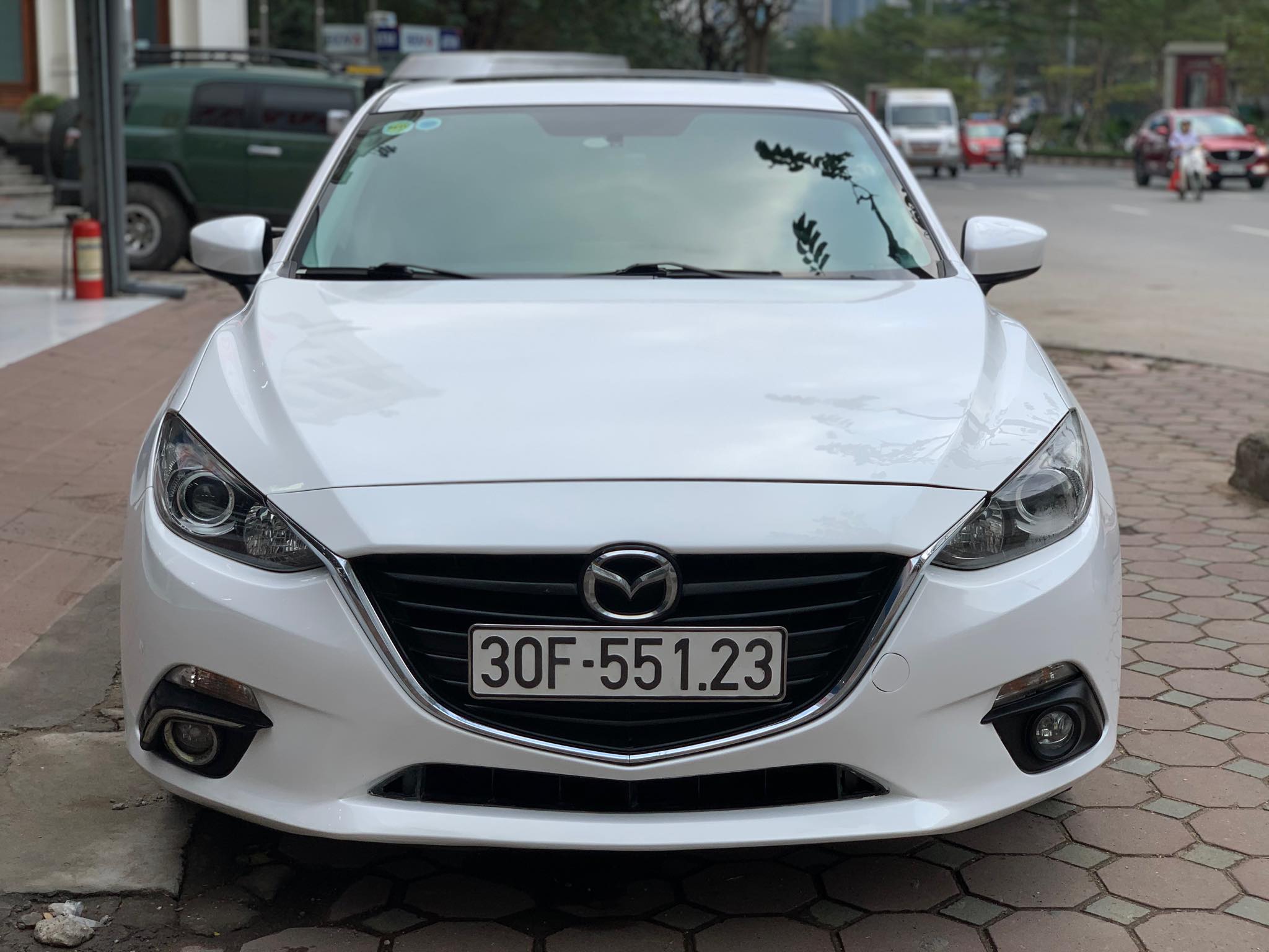 Xe Mazda 3 Hatchback 1.5 AT 2015 - Trắng