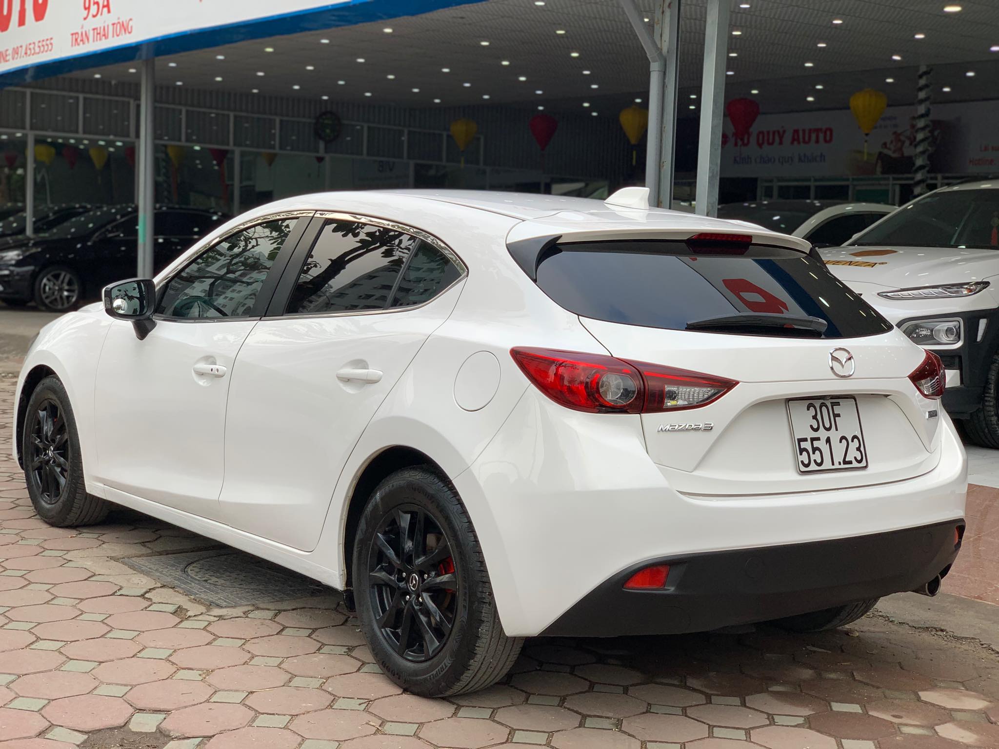 Mazda 3 Hatchback 1.5AT 2015 - 4