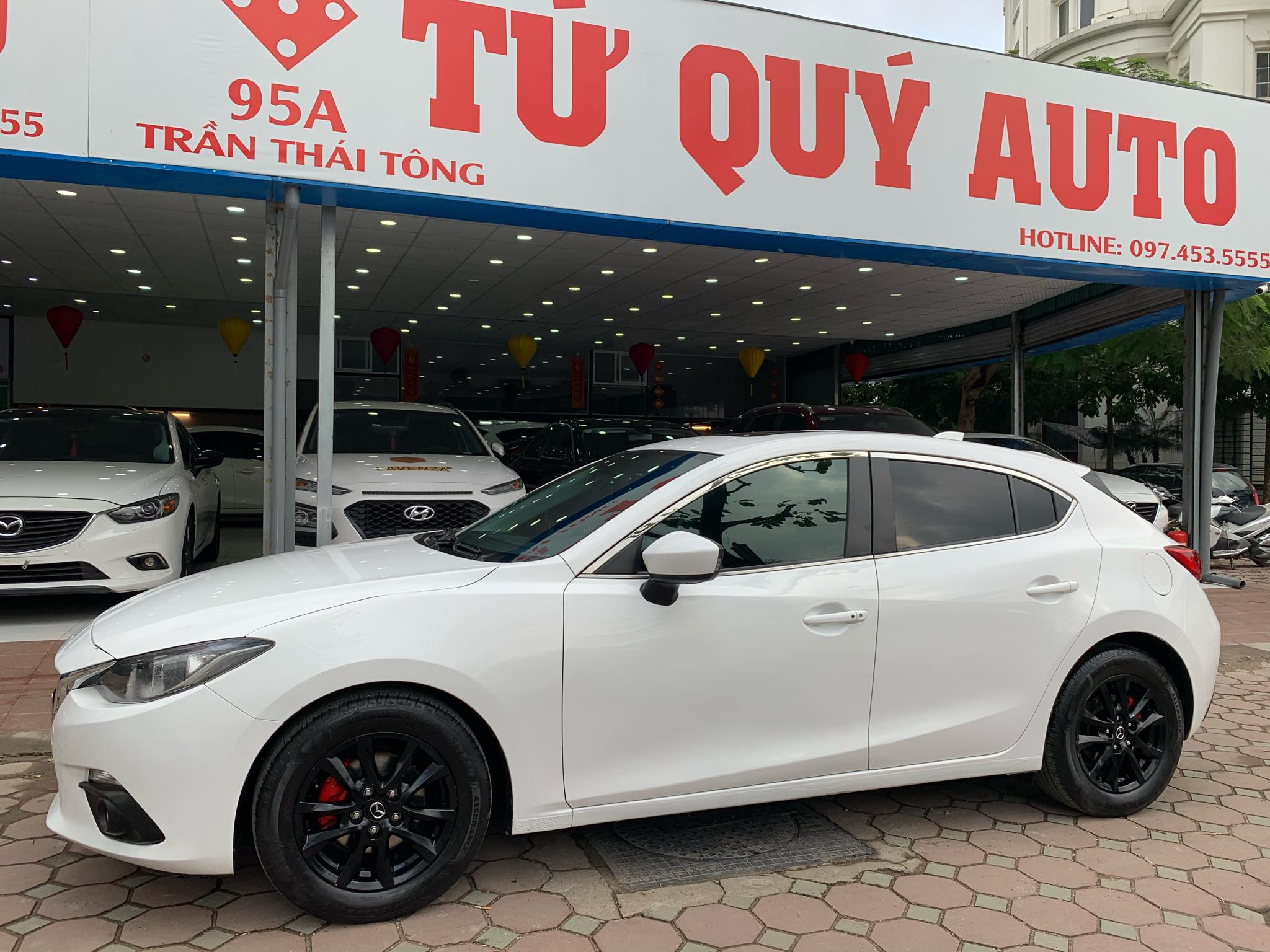 Mazda 3 Hatchback 1.5AT 2015 - 5