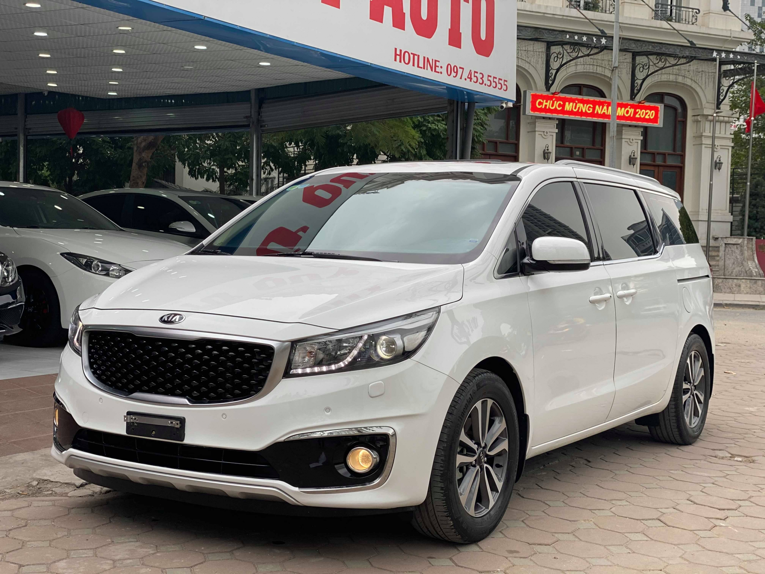 Kia Sedona 2.2CRDi 2017 - 3