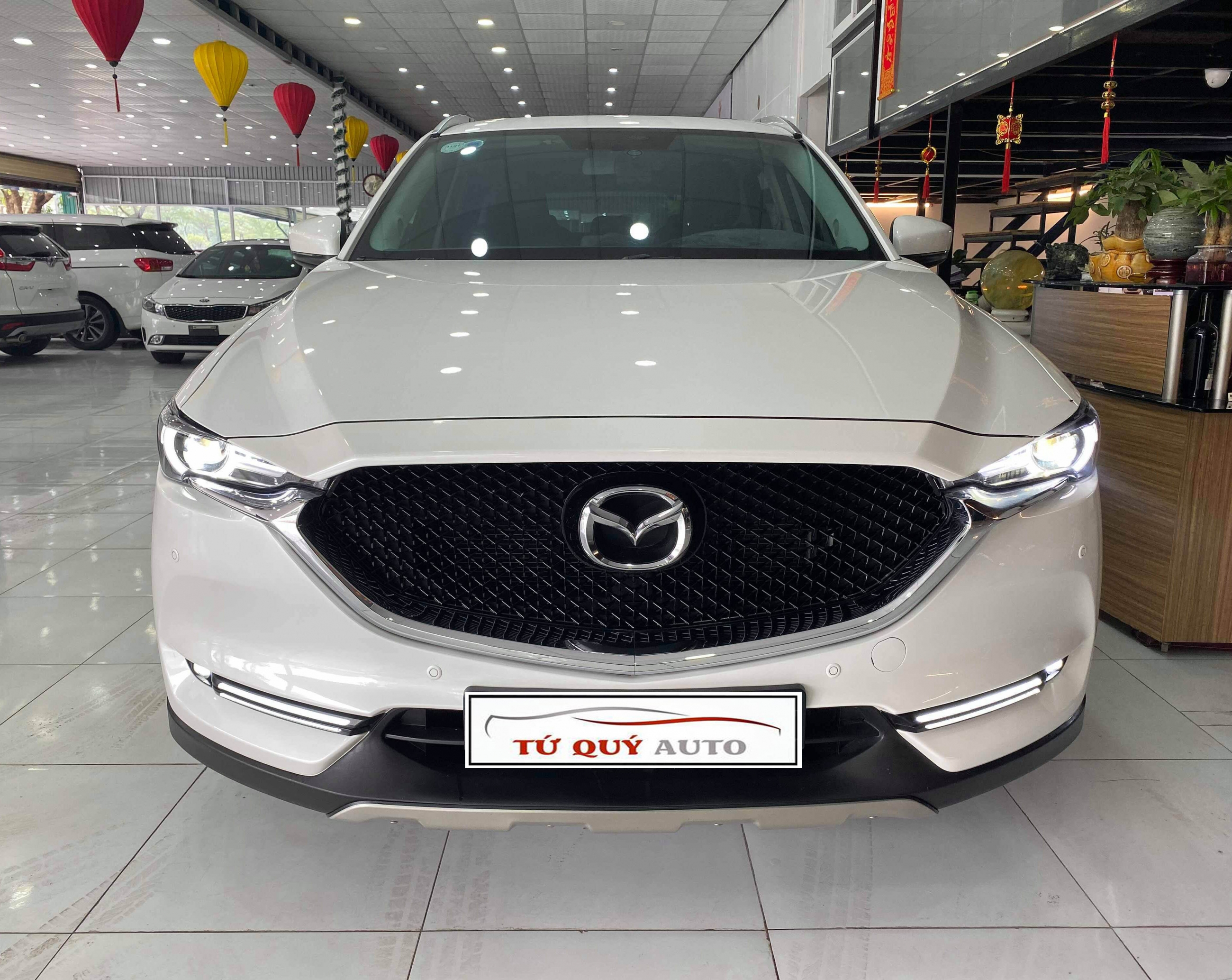 Xe Mazda CX 5 2.0AT 2019 - Trắng