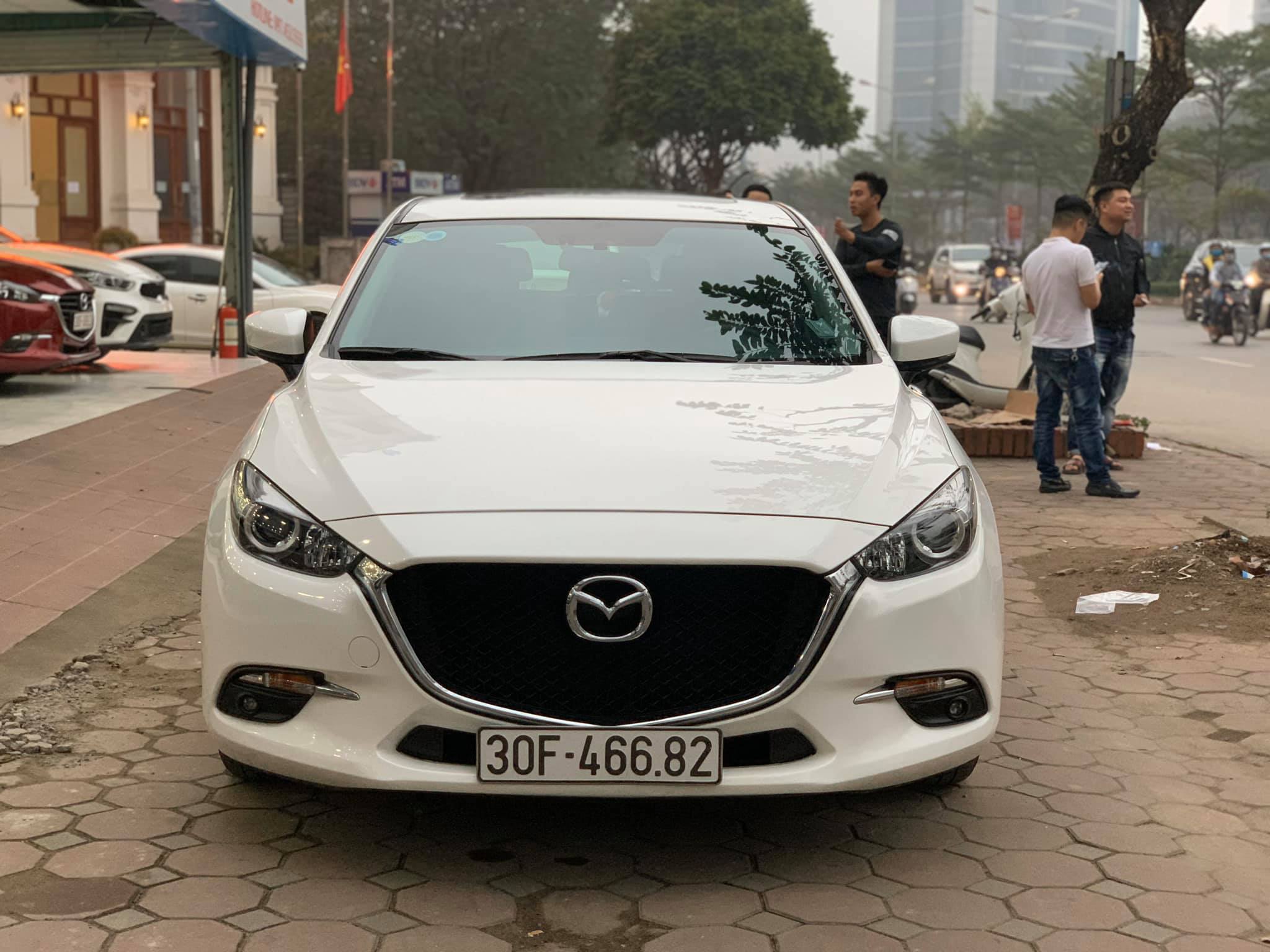 Xe Mazda 3 HB 1.5AT 2017 - Trắng Facelift