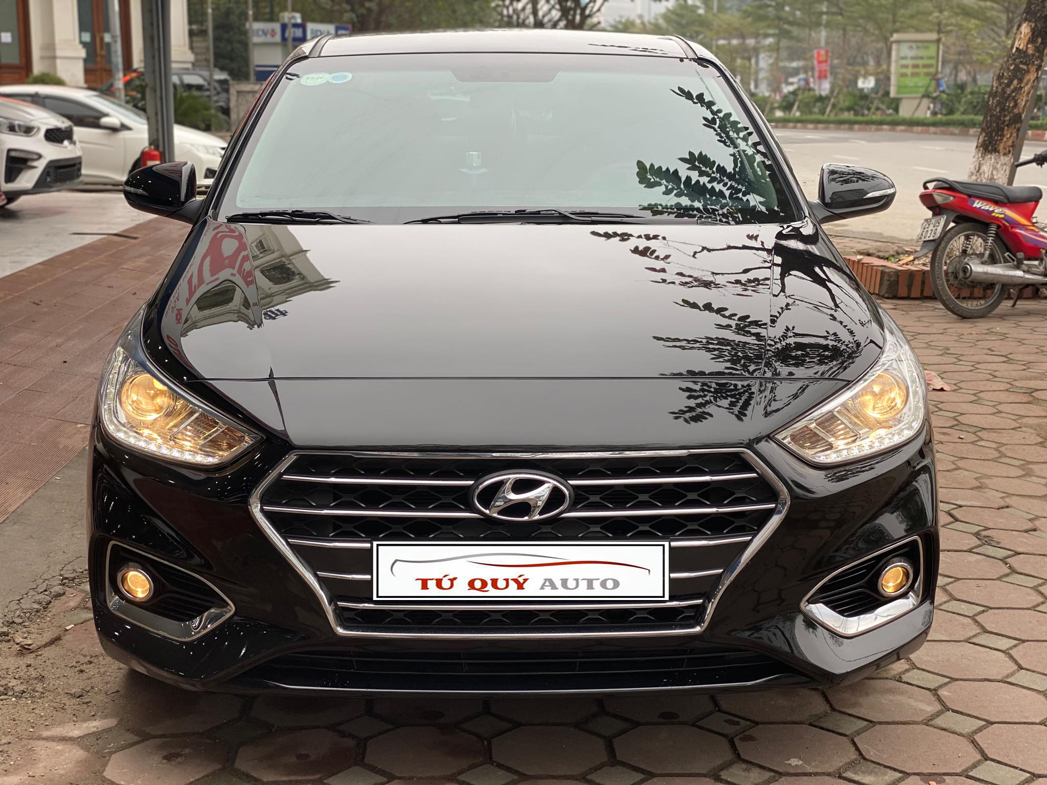 Xe Hyundai Accent 1.4 AT 2018 - Đen