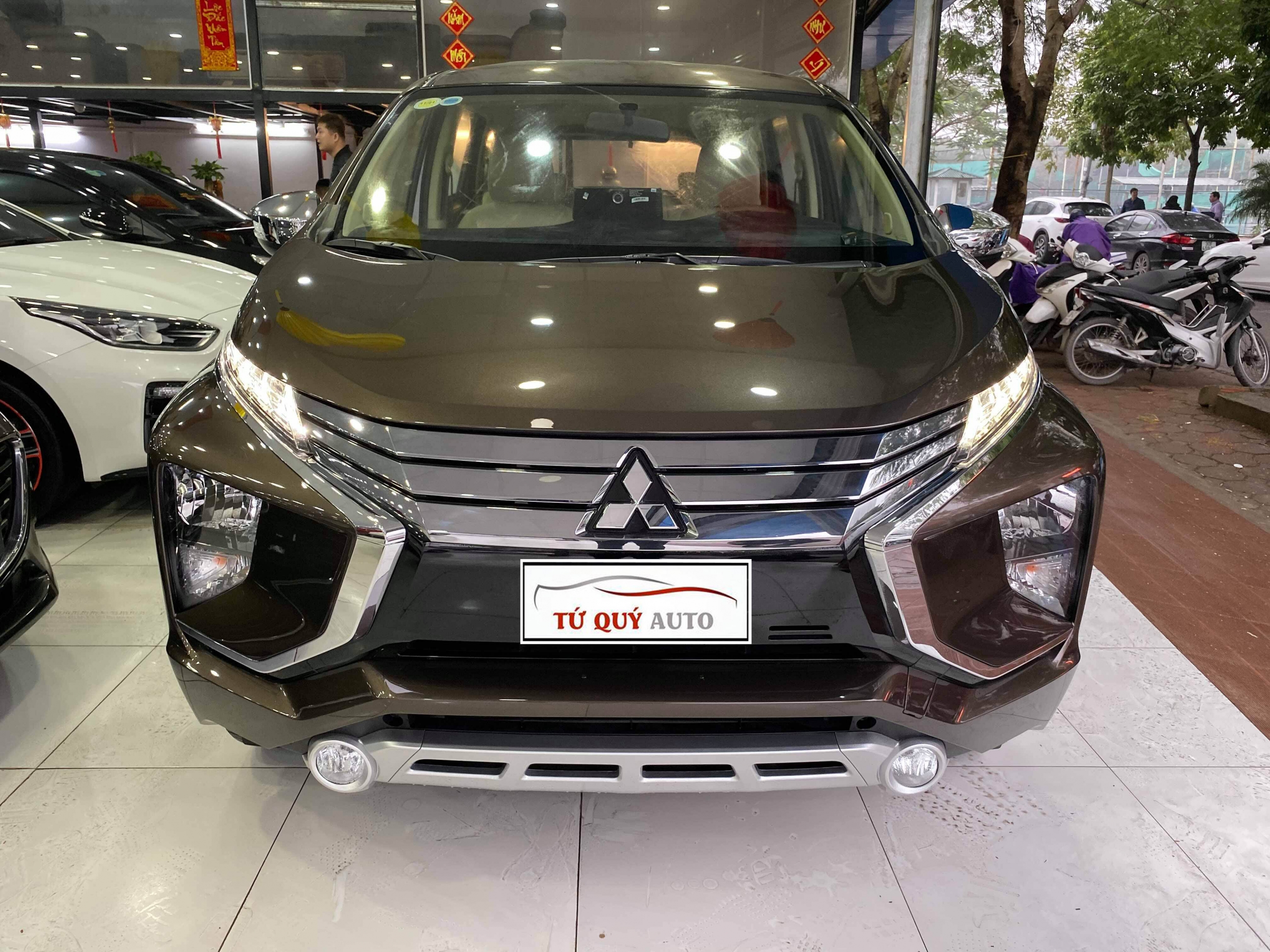 Xe Mitsubishi Xpander 1.5AT 2019 - Nâu