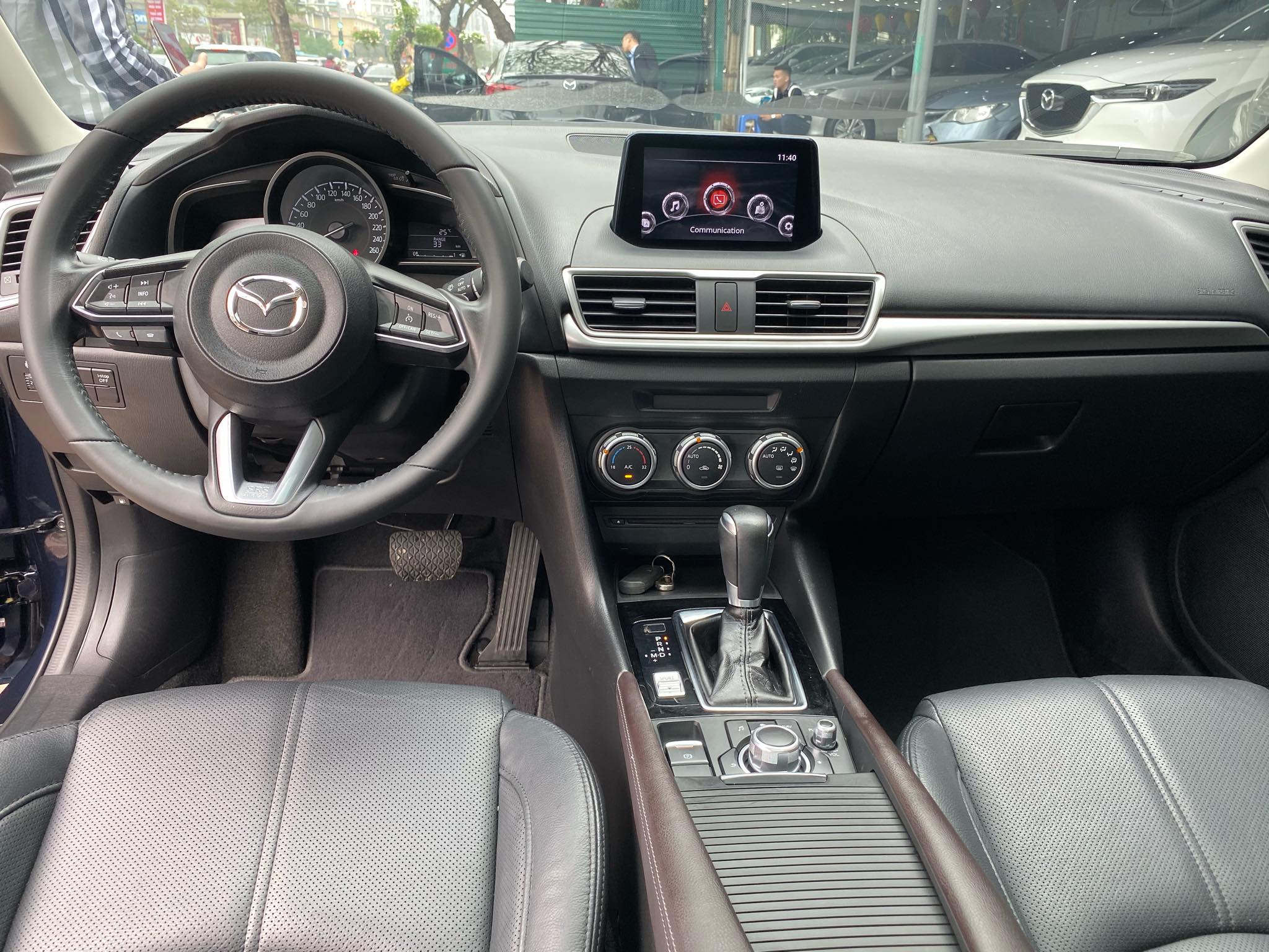 Mazda 3 Sedan 1.5AT 2018 - 6