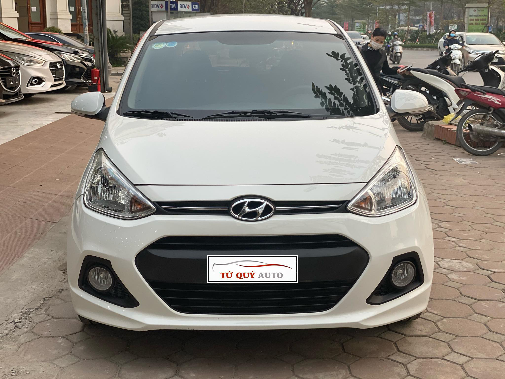 Xe Hyundai i10 HB 1.0AT 2015 ĐK 2016 - Trắng