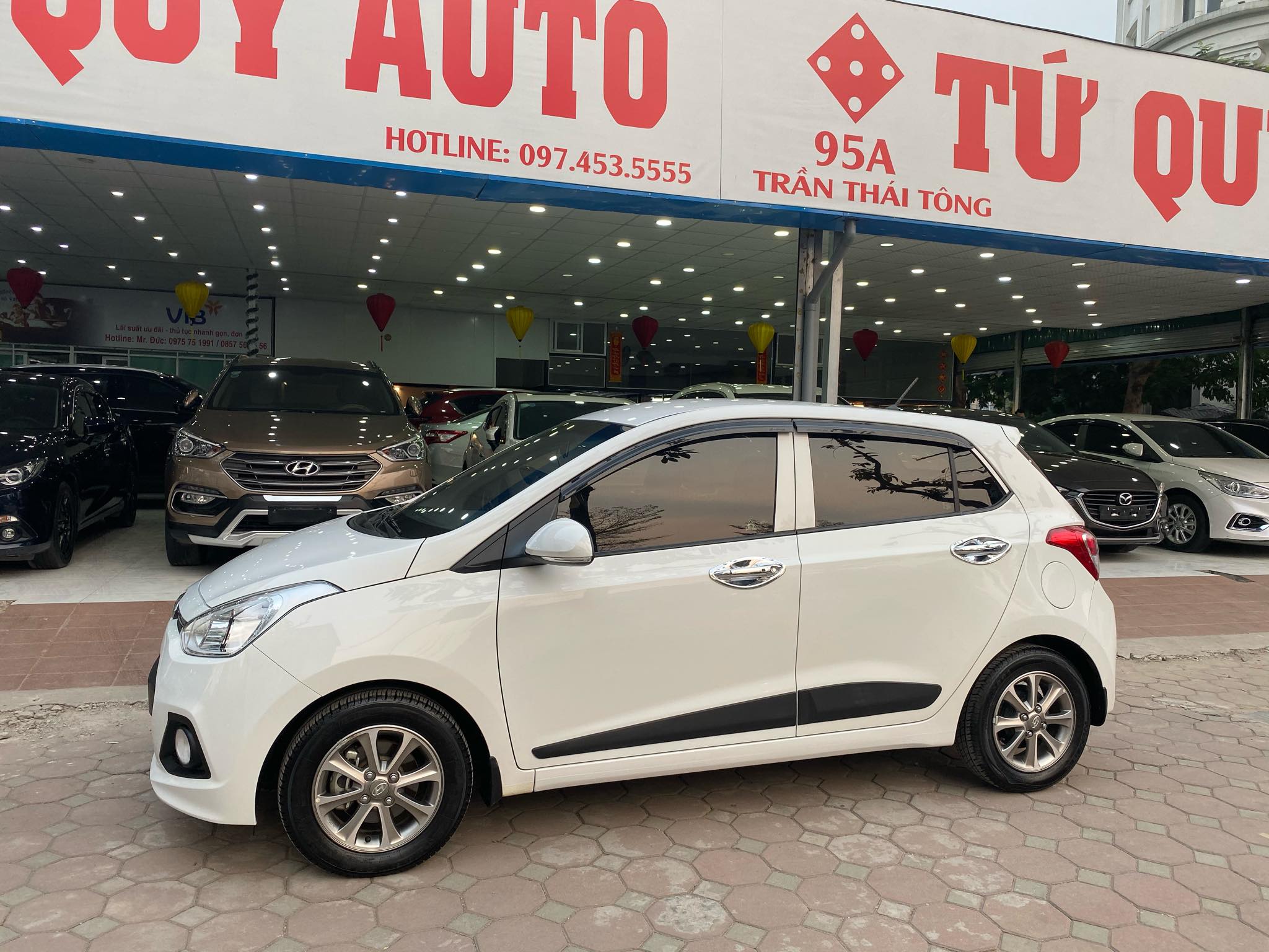 Hyundai i10 1.0AT HB 2015 - 5