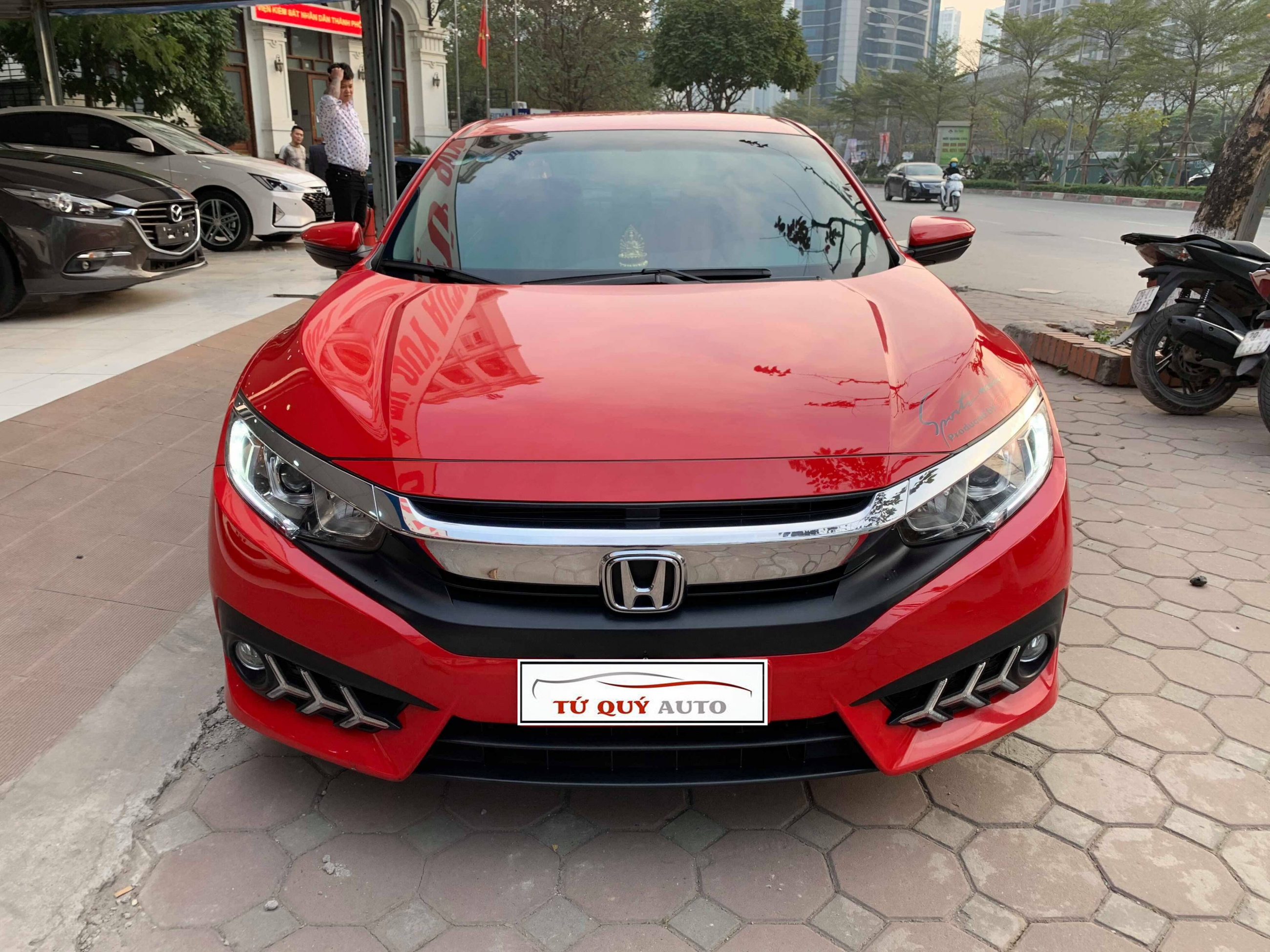 Xe Honda Civic 1.8AT 2018 - Đỏ