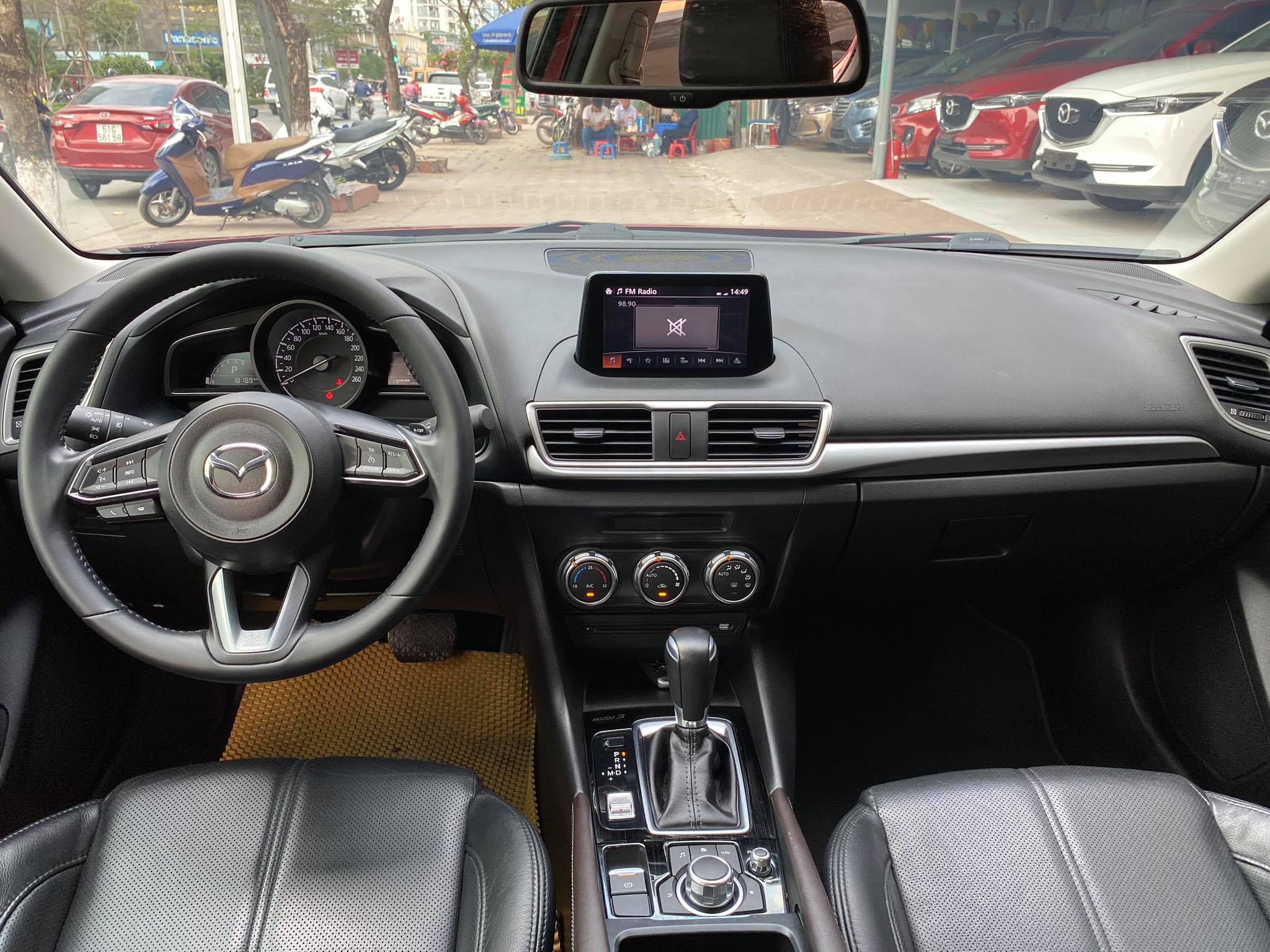 Mazda 3 Sedan 2018 - 6