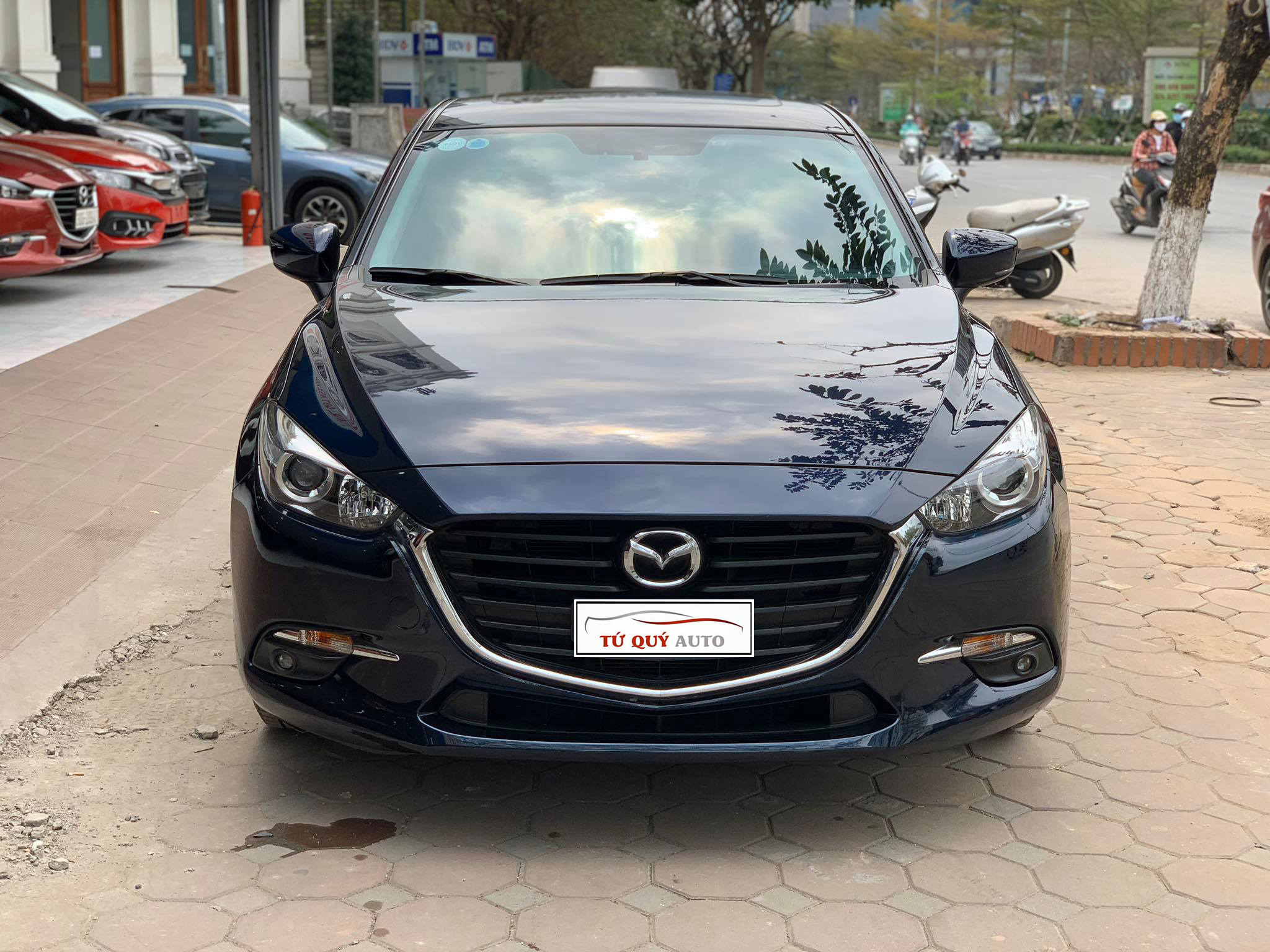 Xe Mazda 3 Sedan 1.5AT 2018 - Xanh Đen