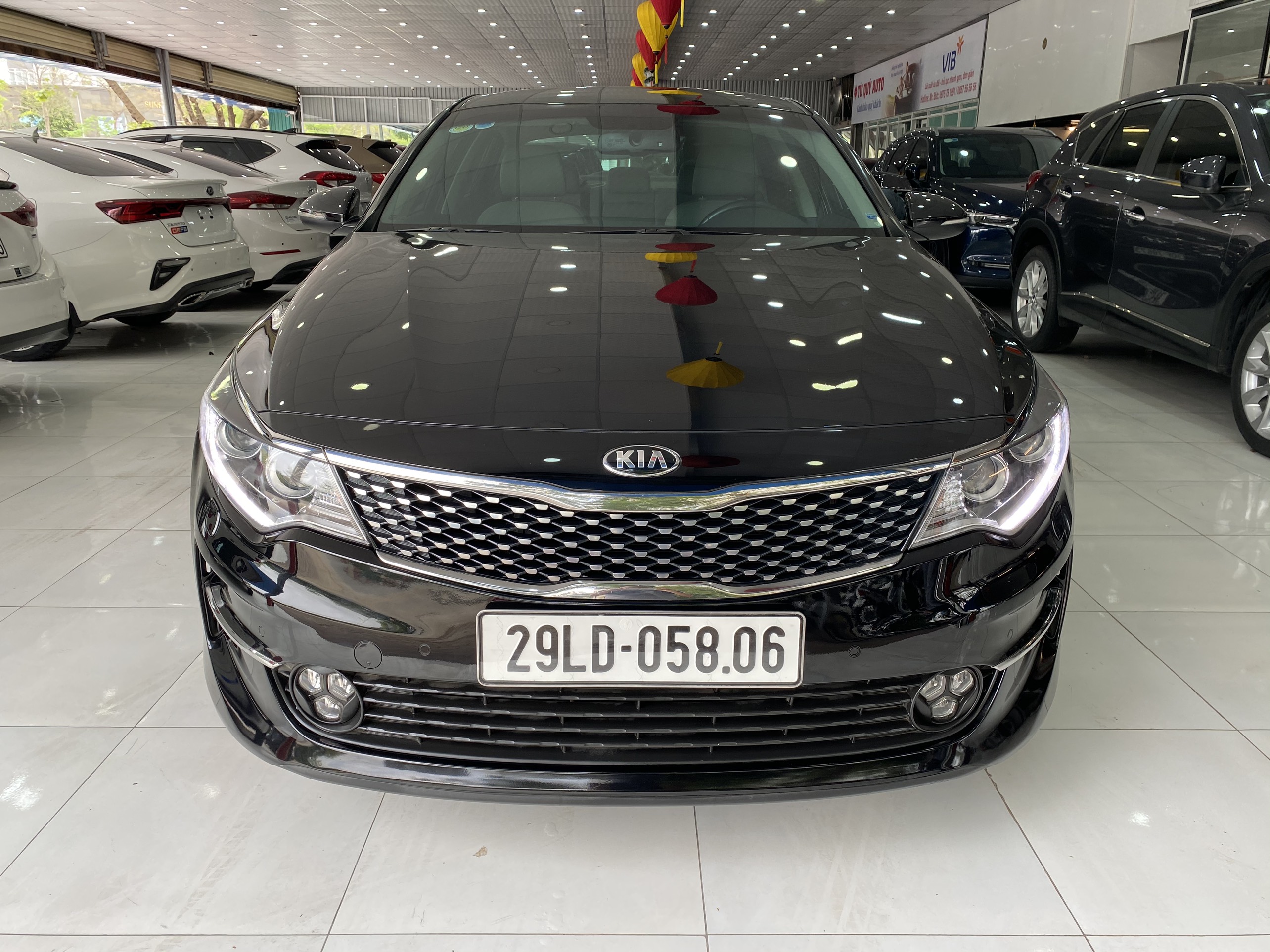 Xe Kia Optima 2.0AT 2016 - Đen