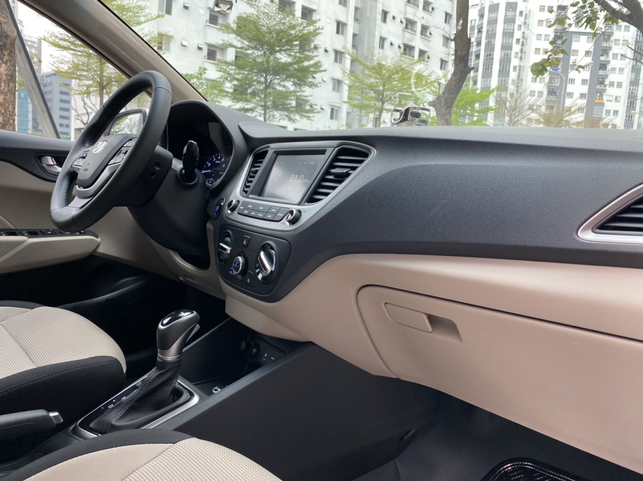 Hyundai Accent 1.4AT 2019 - 8