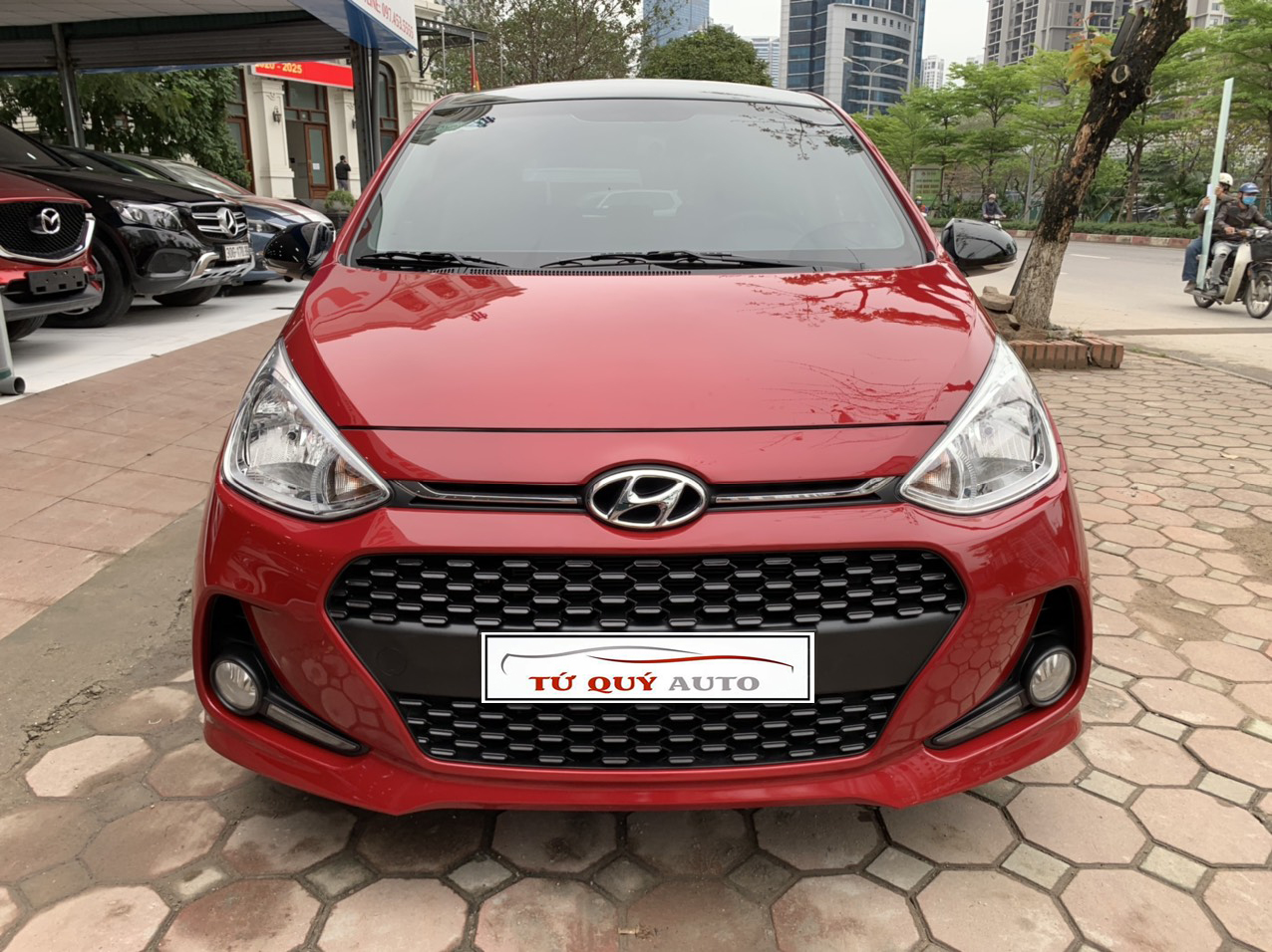 Xe Hyundai i10 HB 1.2AT 2018 - Đỏ