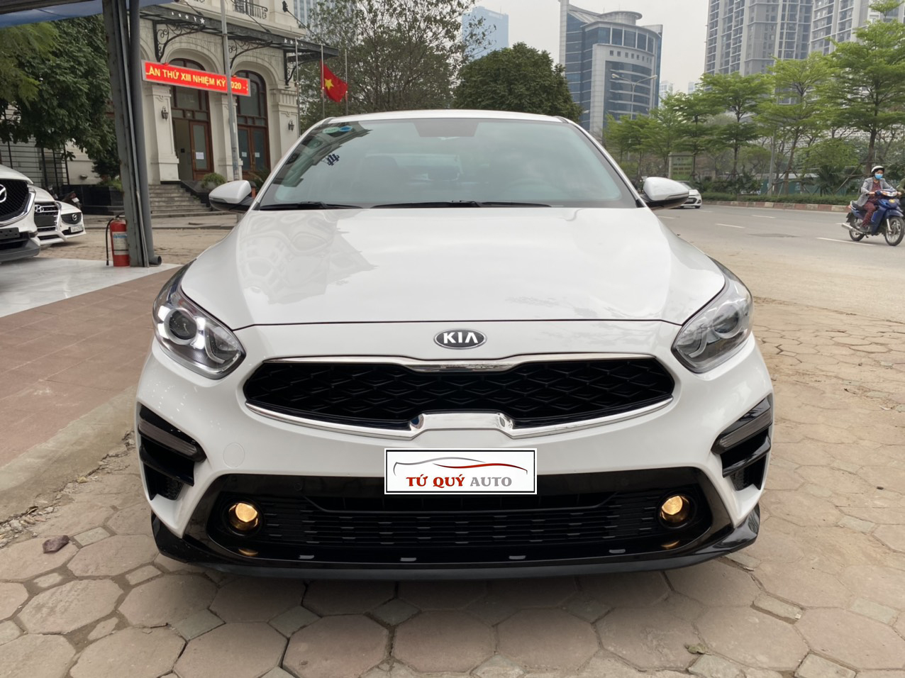 Xe Kia Cerato 1.6AT 2019 - Trắng Full