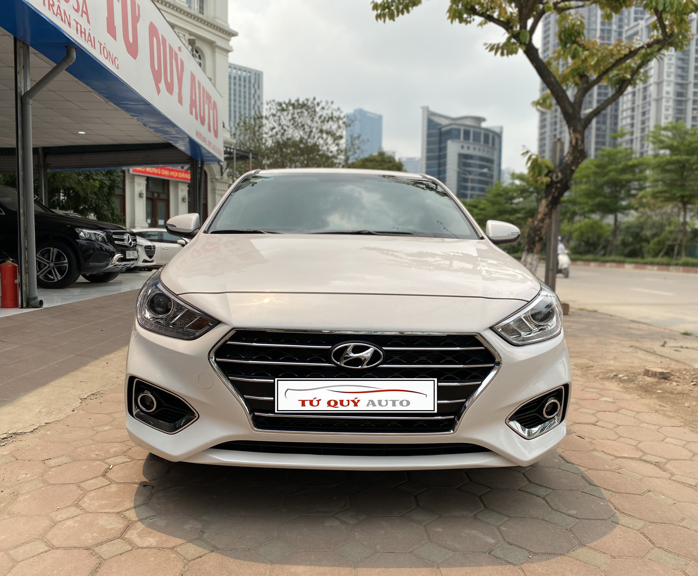 Xe Hyundai Accent 1.4ATH 2019 - Trắng