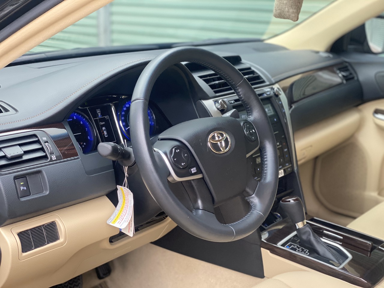 Toyota Camry 2.0E 2018 - 8