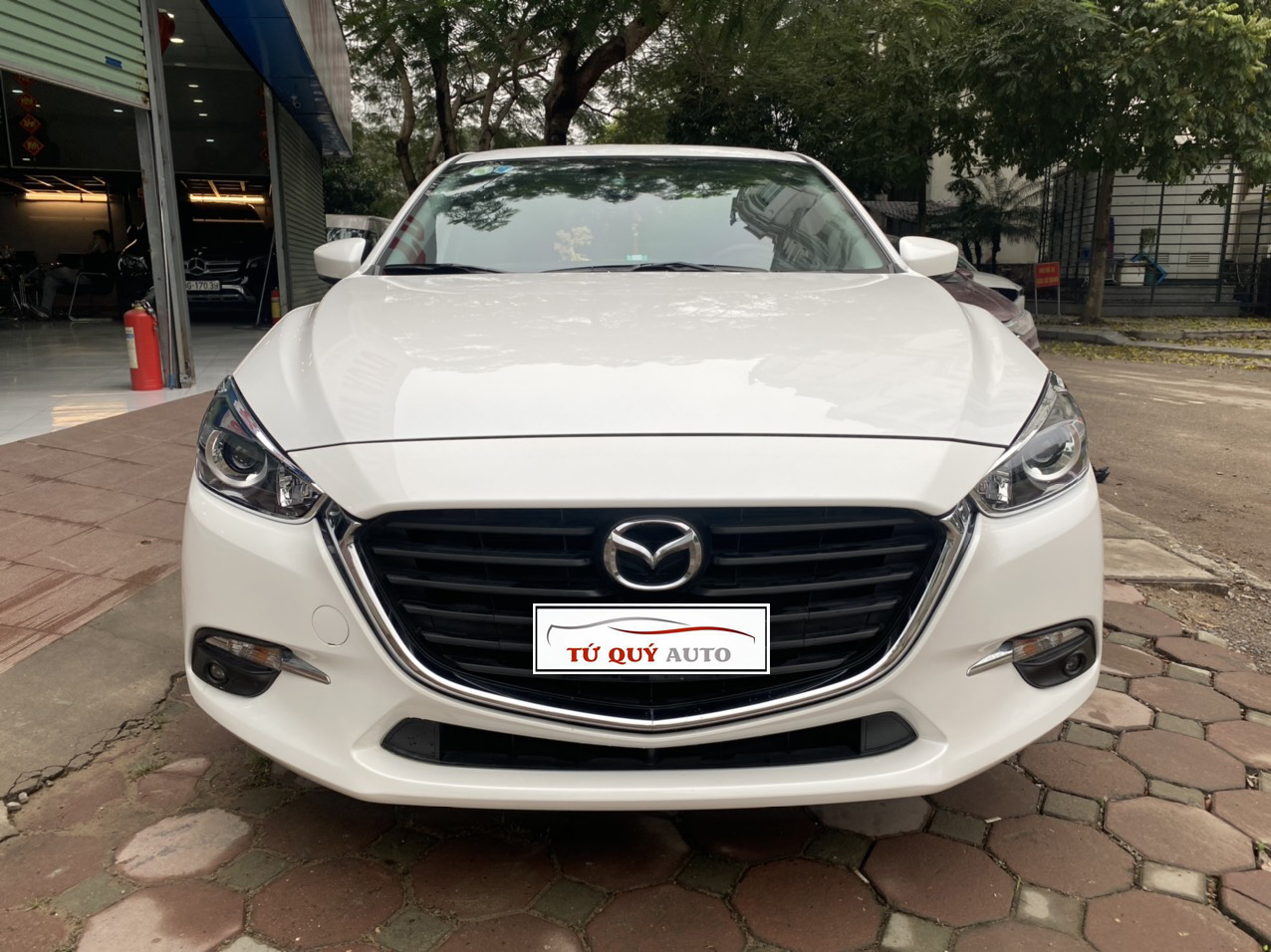 Xe Mazda 3 Sedan 1.5AT 2018 - Trắng