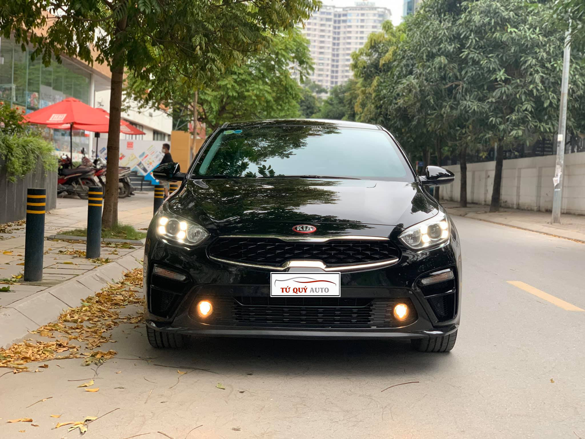 Xe Kia Cerato 1.6AT Luxury 2019 - Đen