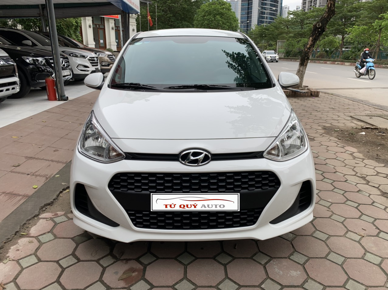 Xe Hyundai i10 HB 1.2MT 2019 - Trắng