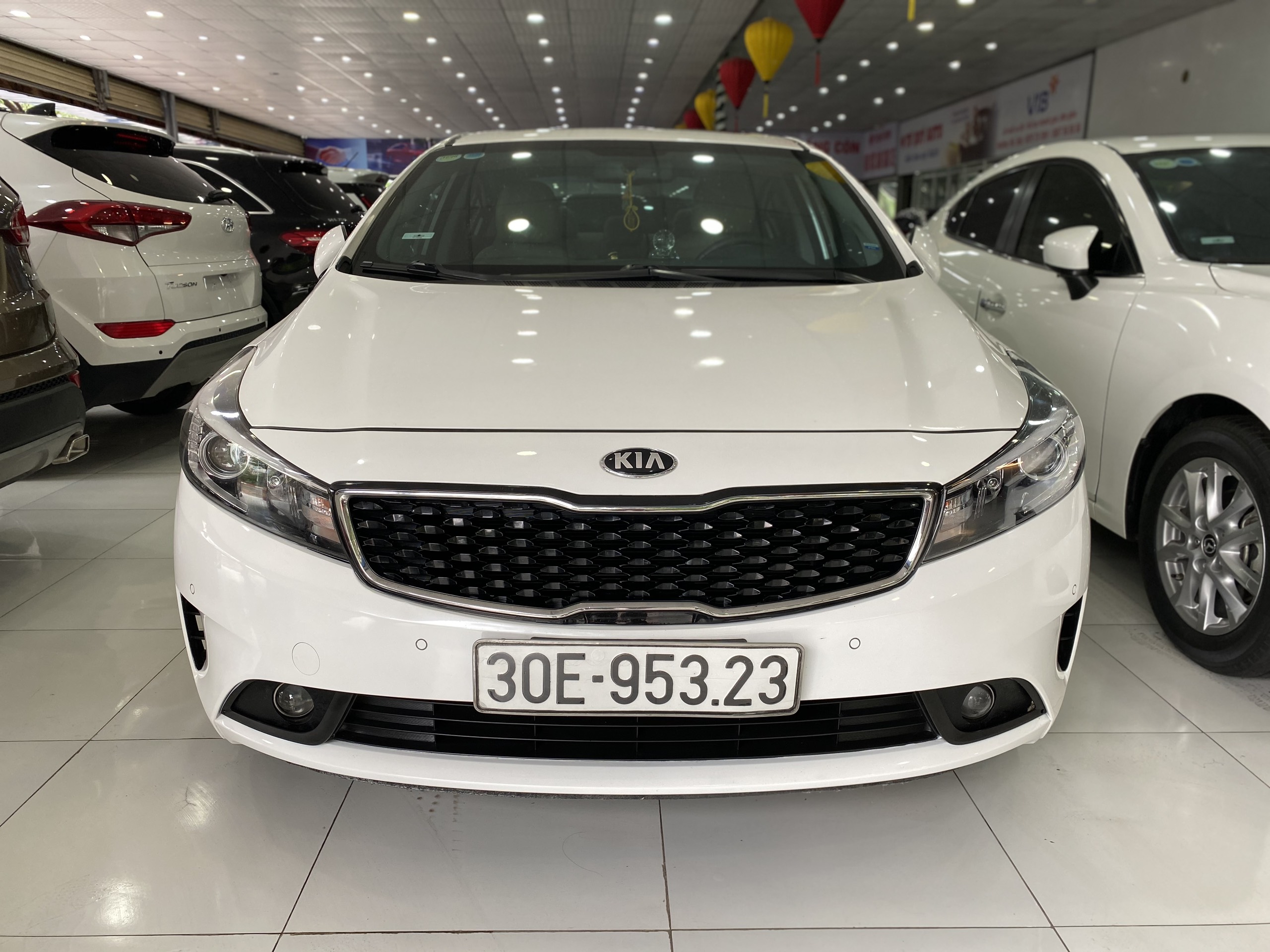 Xe Kia Cerato 1.6AT 2017 - Trắng