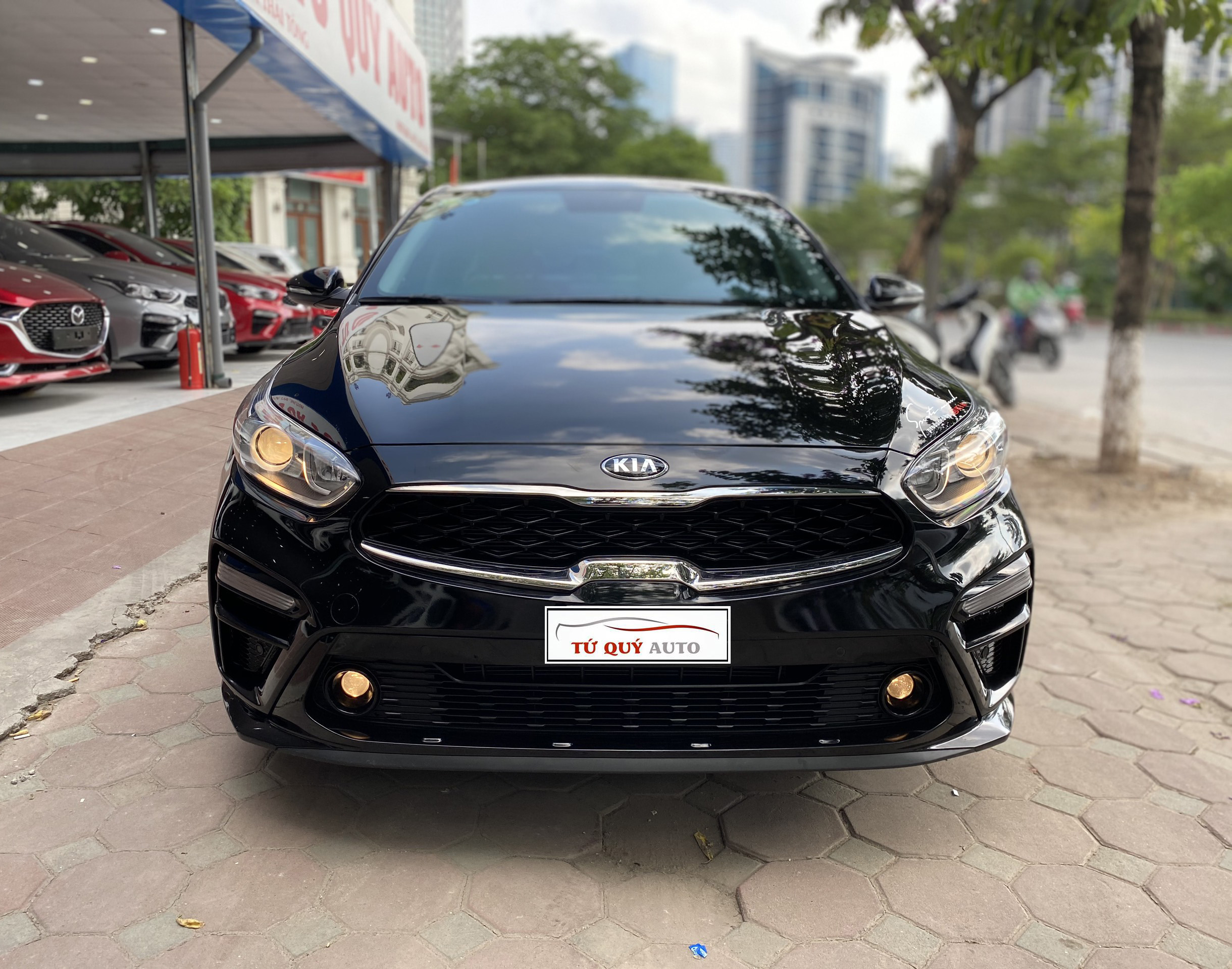 Xe Kia Cerato 1.6 Luxury 2019 - Đen