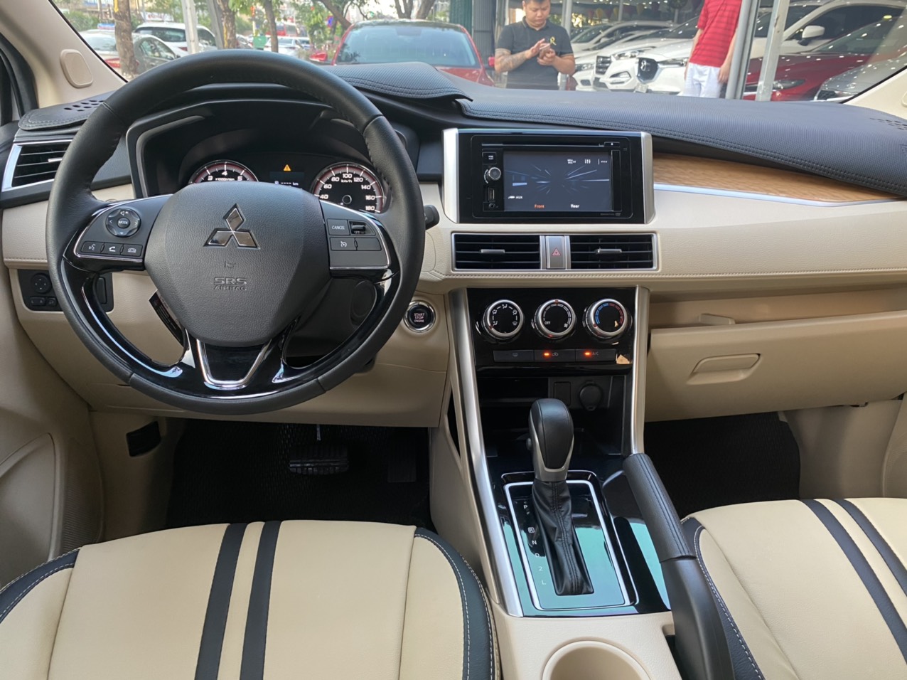 Mitsubishi Xpander AT 2019 - 6