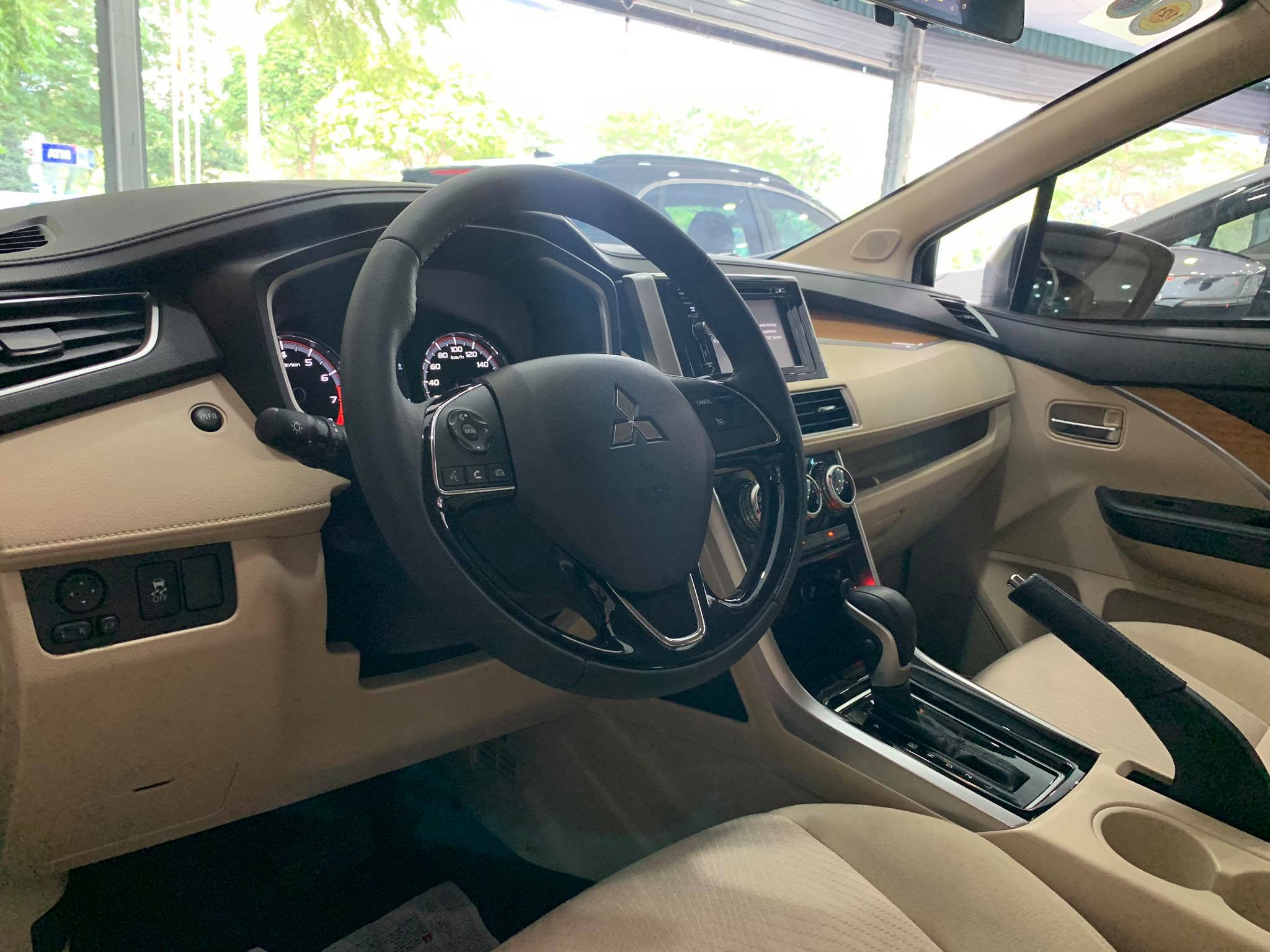 Mitsubishi Xpander 1.5AT 2019 - 7