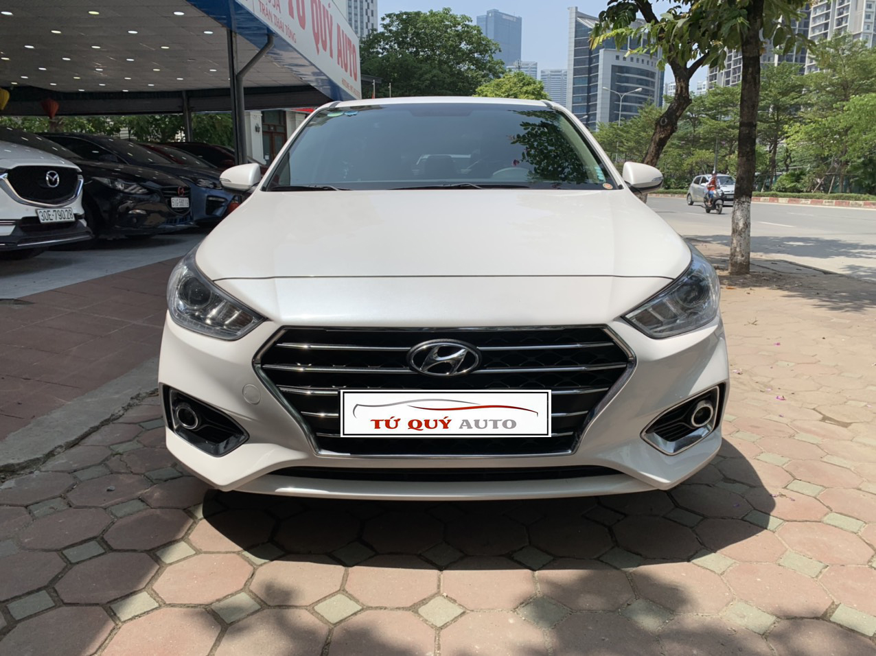 Xe Hyundai Accent 1.4ATH 2019 - Trắng