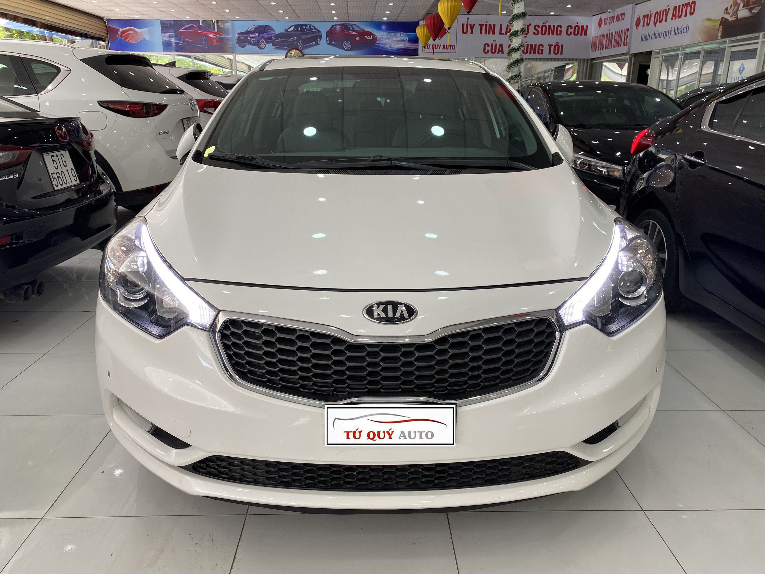 Xe Kia K3 2.0AT 2016 - Trắng