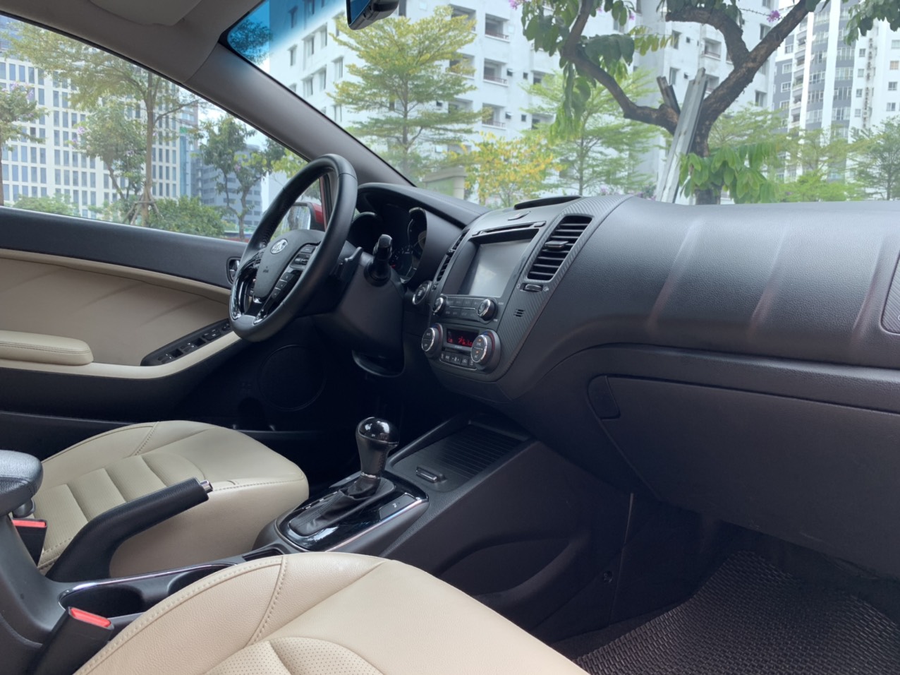 Kia Cerato 1.6AT 2018 - 8