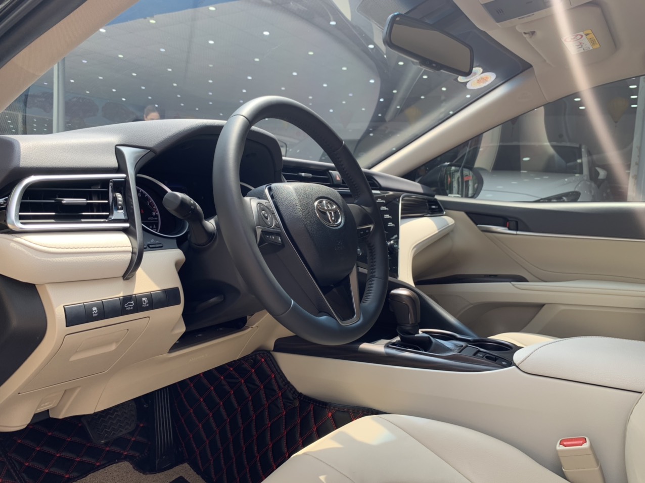 Toyota Camry 2.0G 2019 - 8