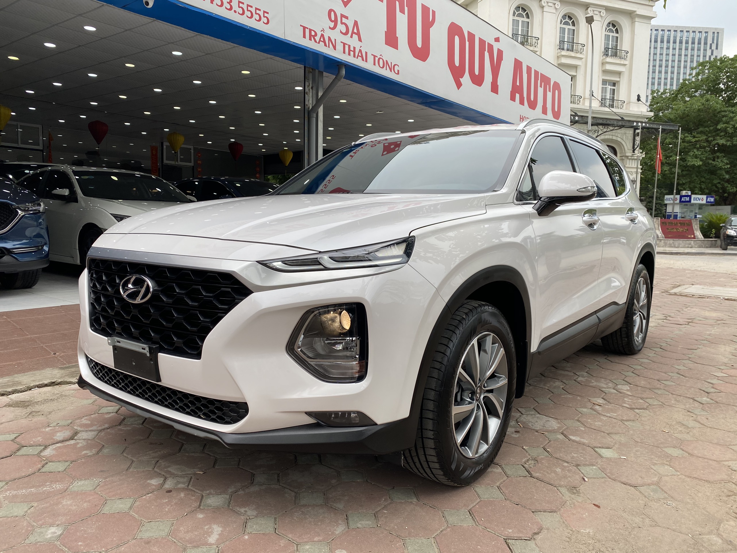 Hyundai Santa-Fe 2.4AT 2019 - 3