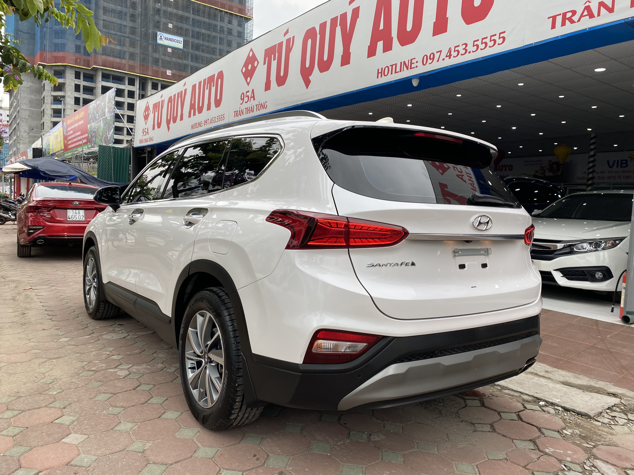 Hyundai Santa-Fe 2.4AT 2019 - 4