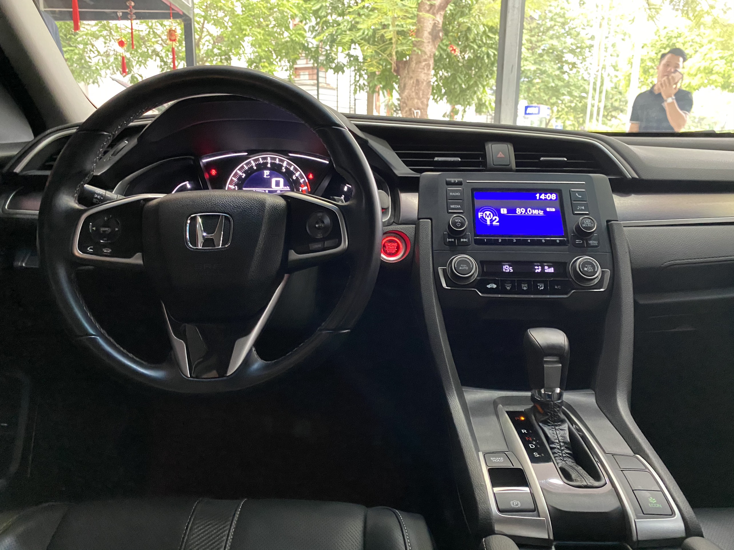 Honda Civic 1.8E 2018 - 5