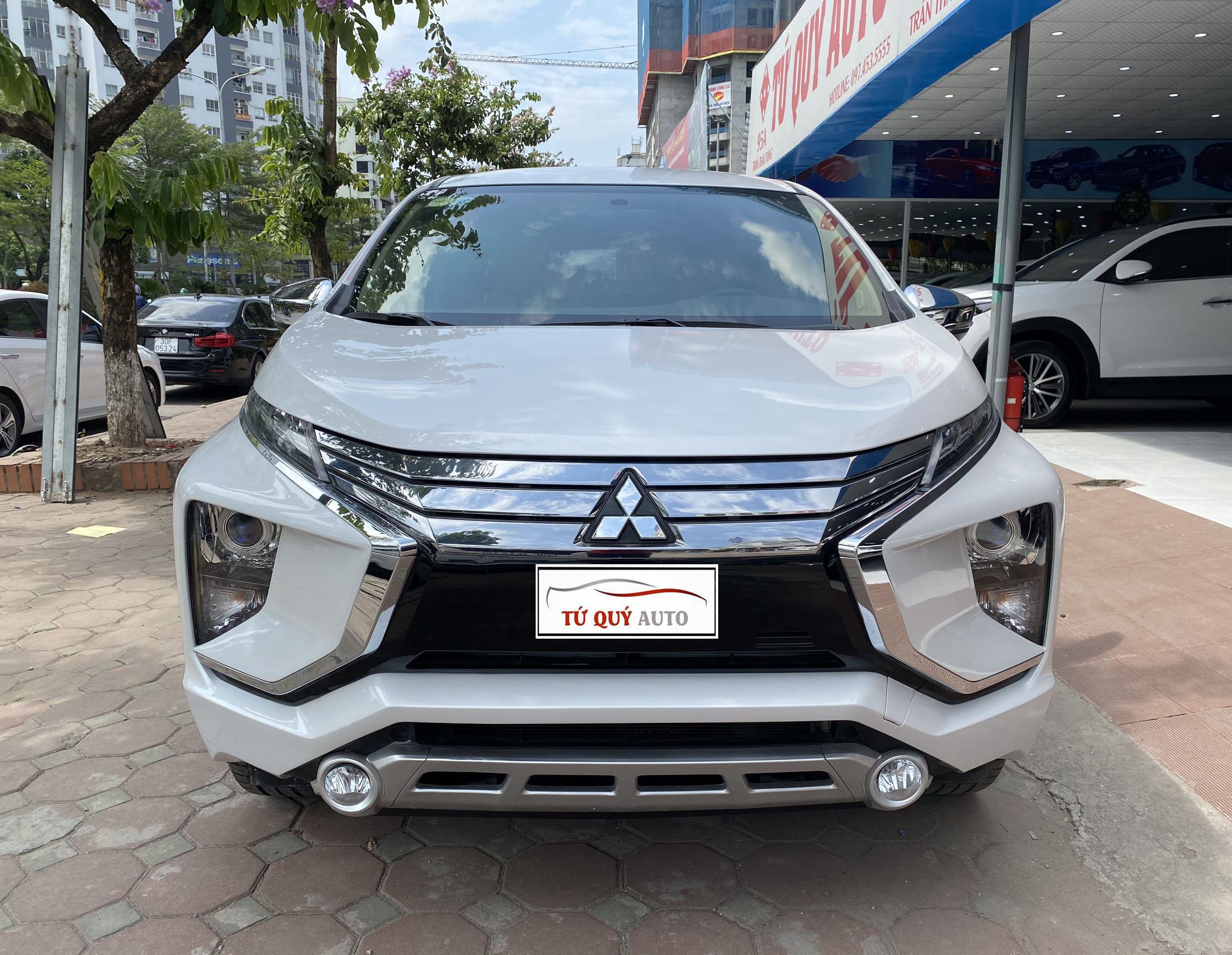 Xe Mitsubishi Xpander 1.5AT 2019 - Trắng