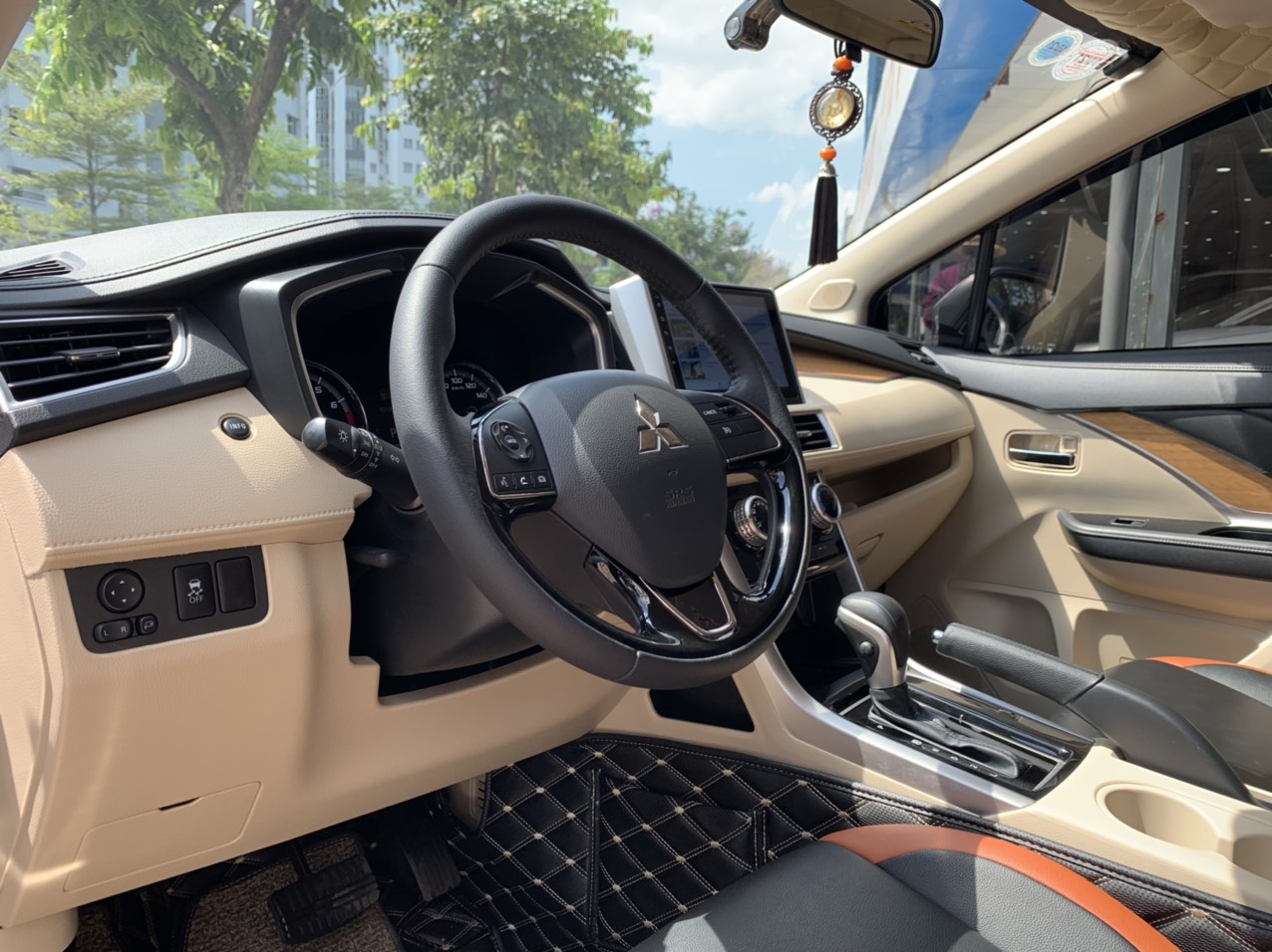 Mitsubishi Xpander AT 2019 - 7