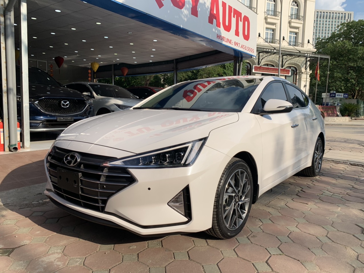 Hyundai Elantra 2.0AT 2019 - 3