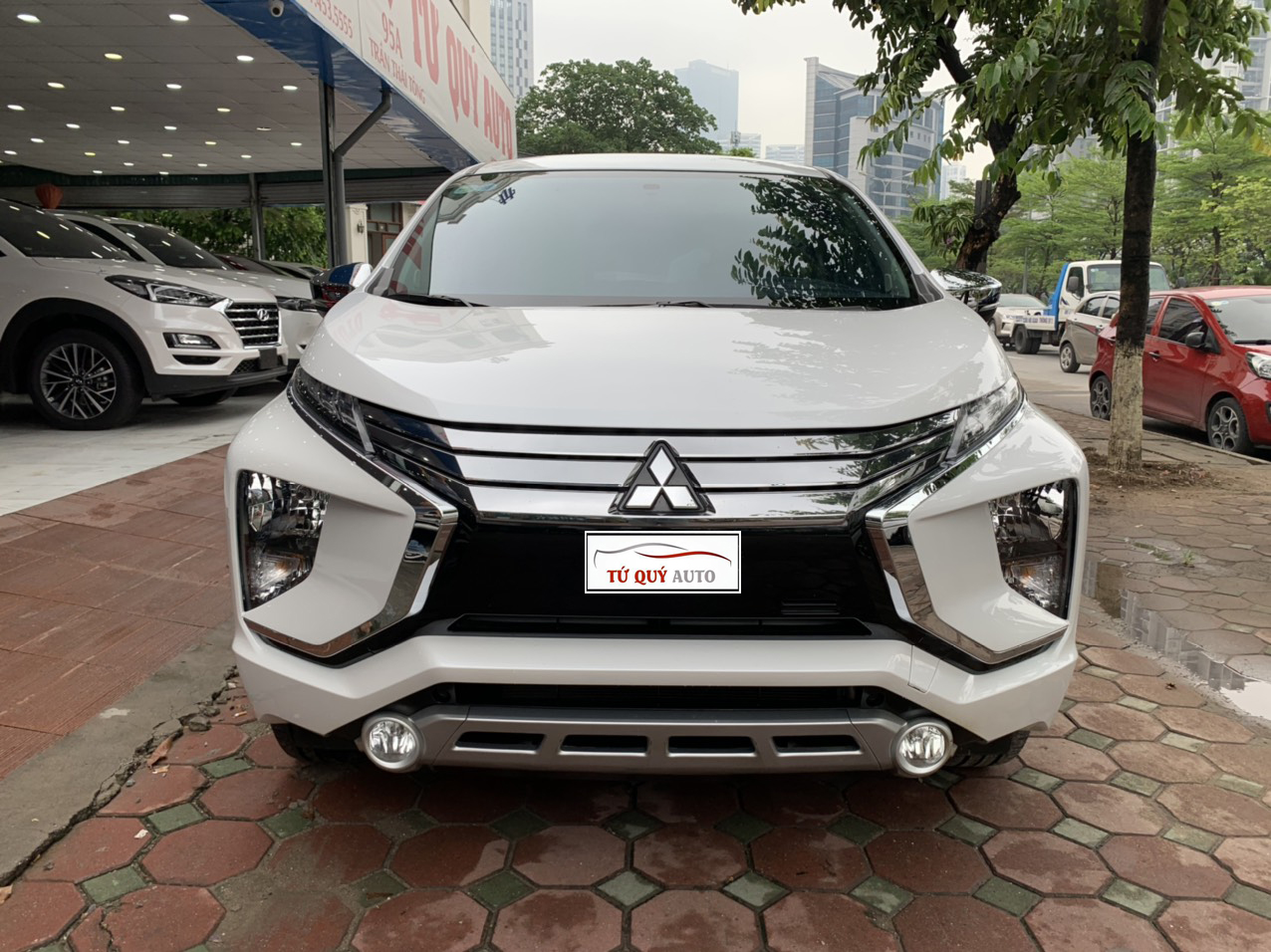 Xe Mitsubishi Xpander 1.5AT 2019 - Trắng